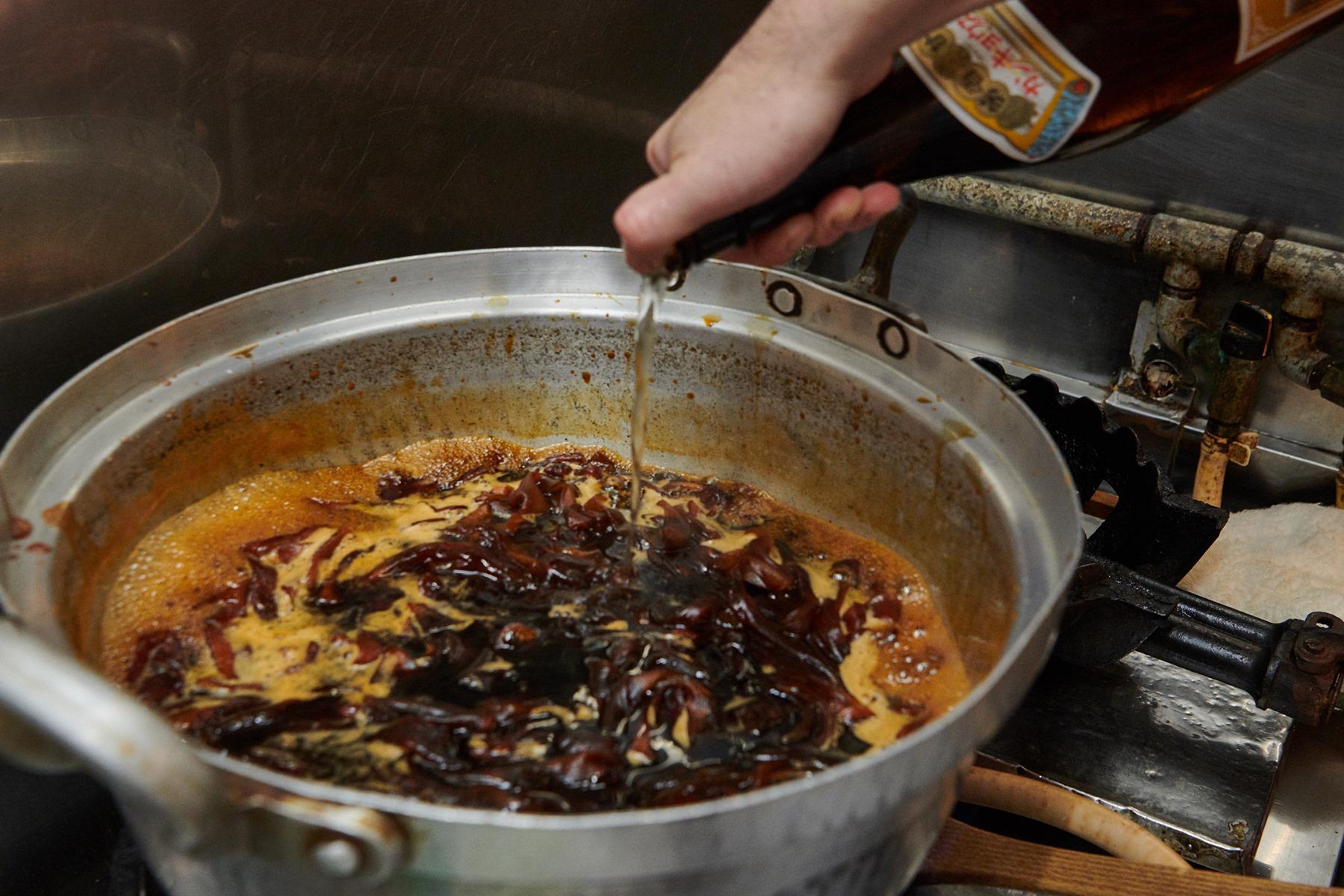 干瓢をツメで煮る