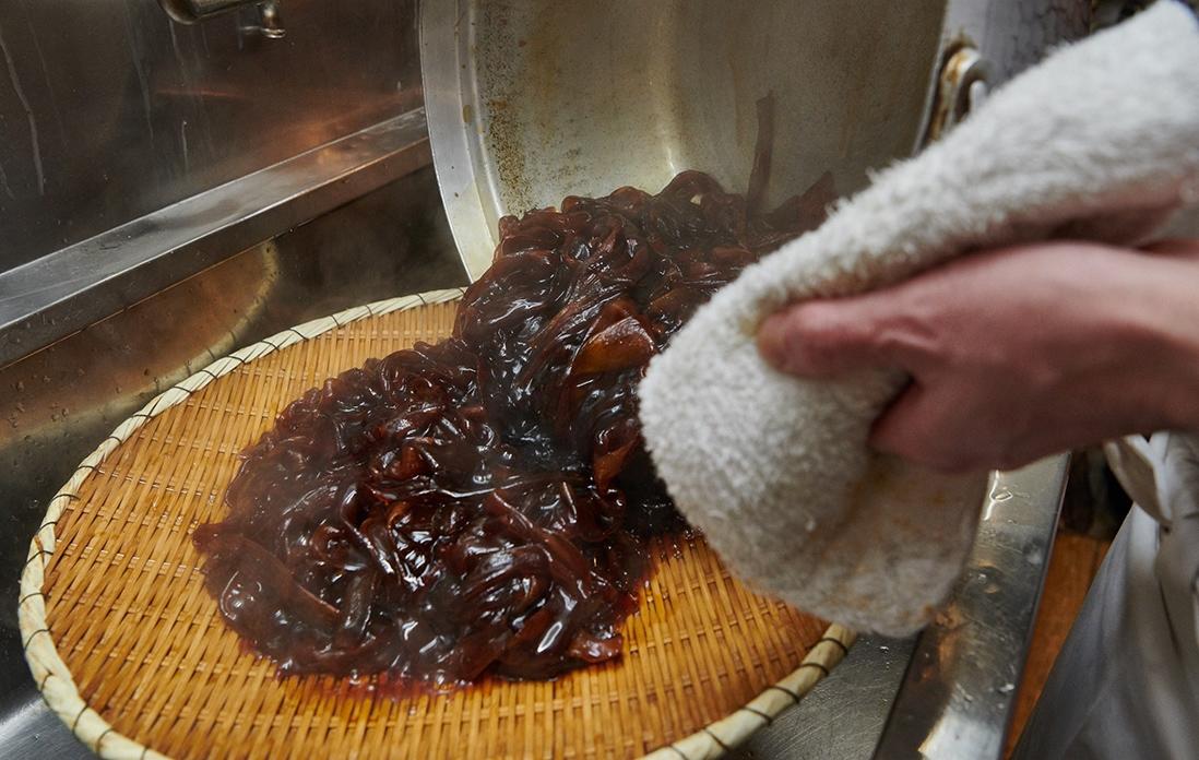 干瓢を仕込む様子