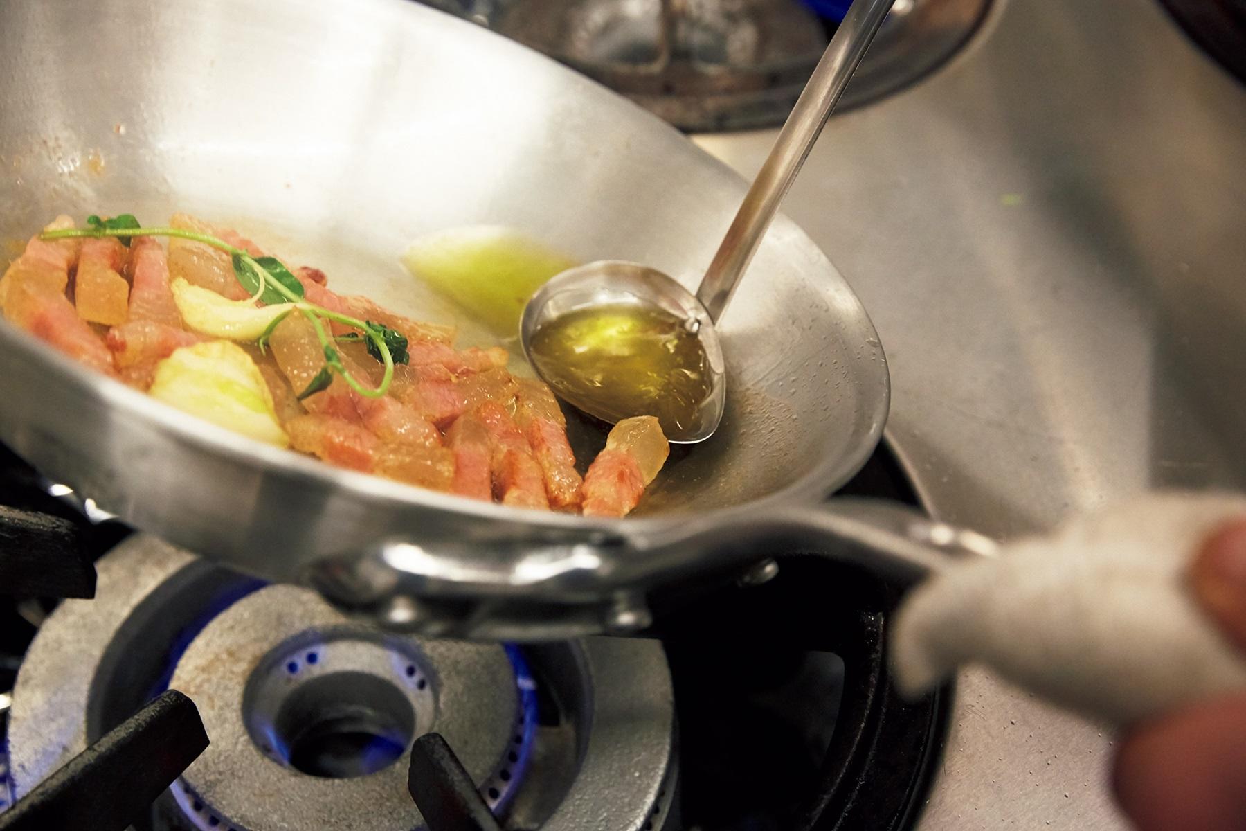 オイルに風味をつける