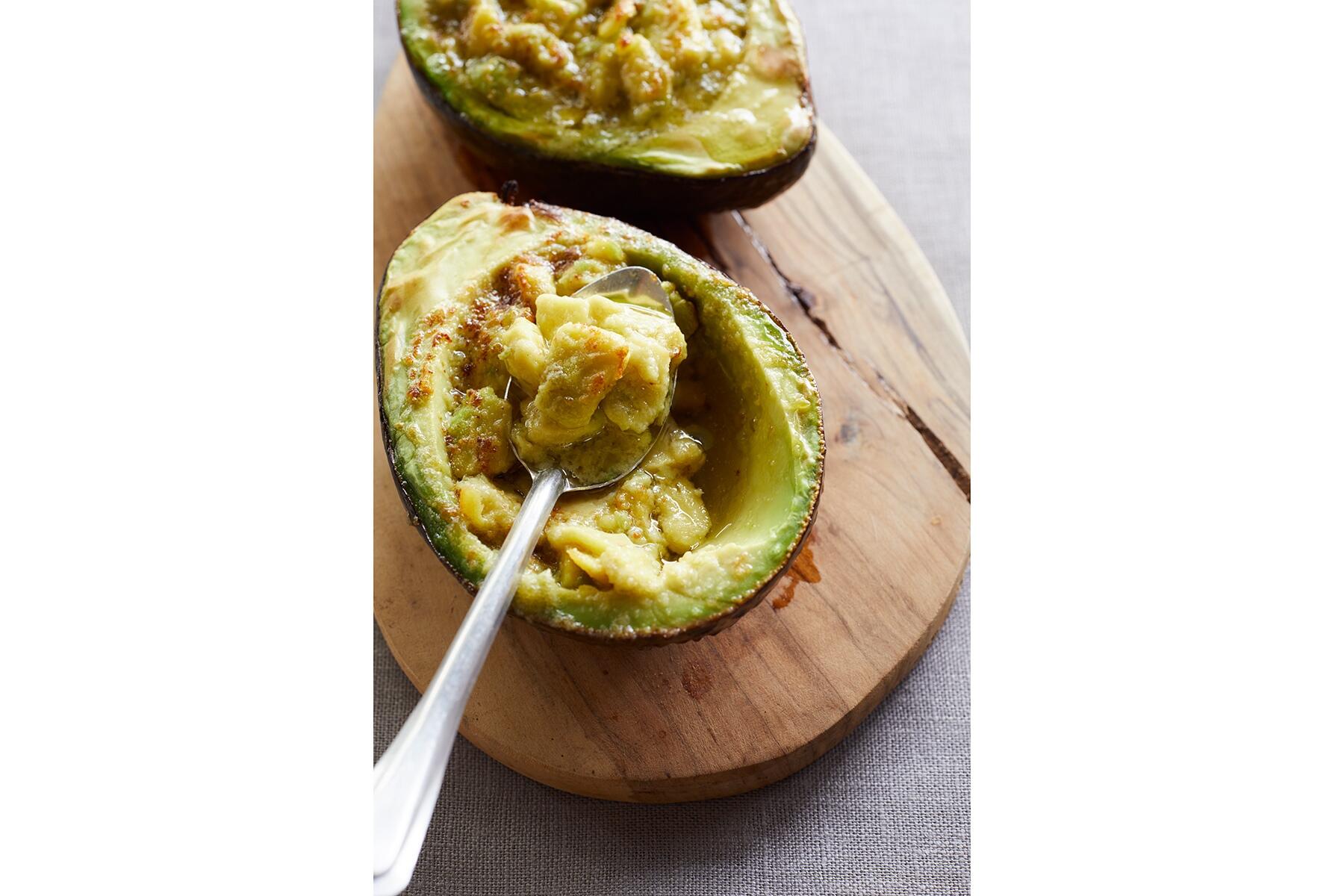 アボカドの柚子胡椒バター焼き