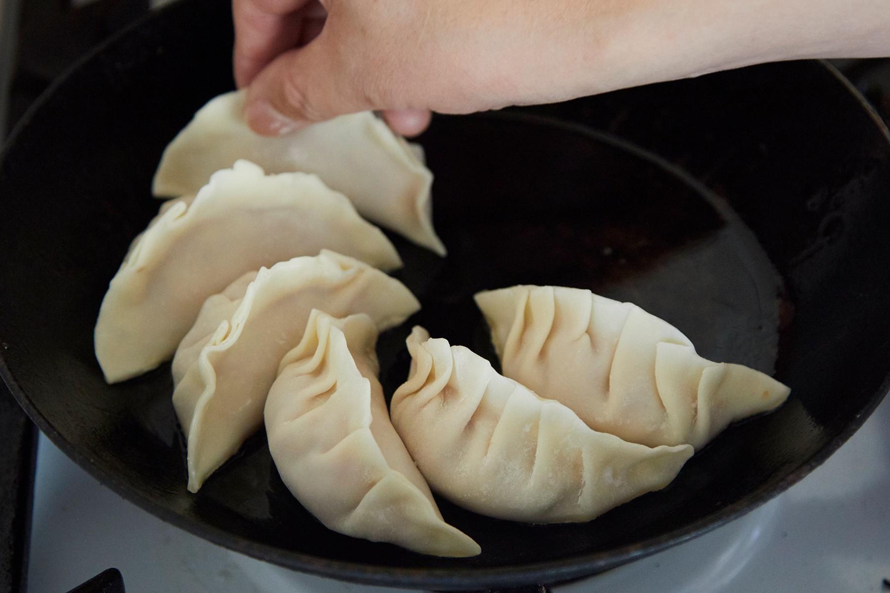 フライパンに並べる