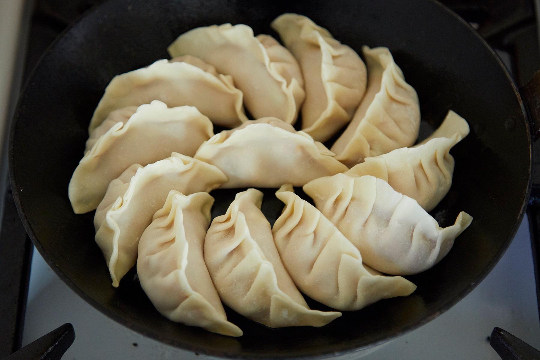 フライパンに並べる