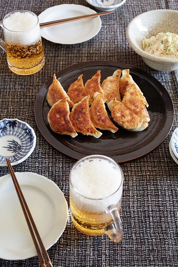 ザワ―クラウト入り肉肉餃子のお供“くずし豆腐とねぎのサラダ”