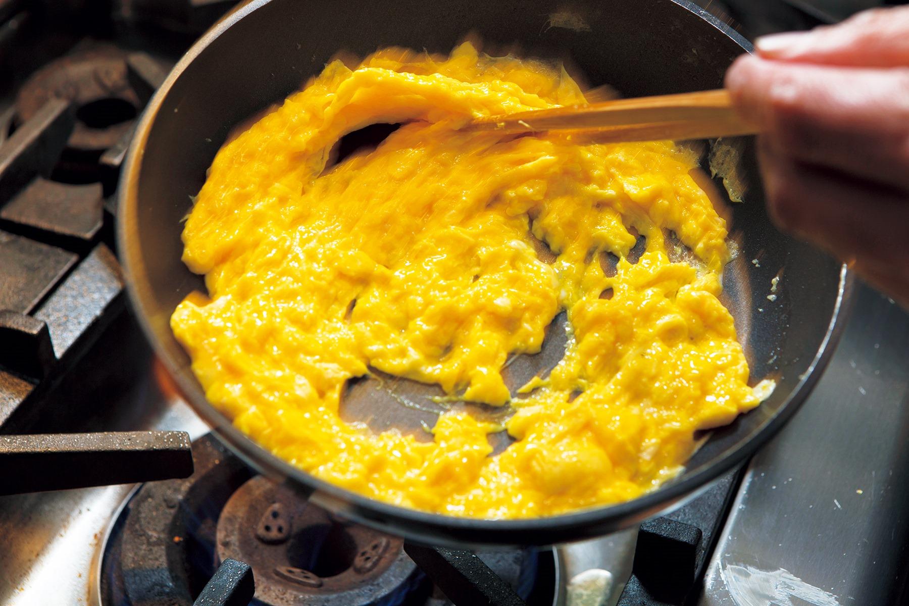 フライパンに流し入れる