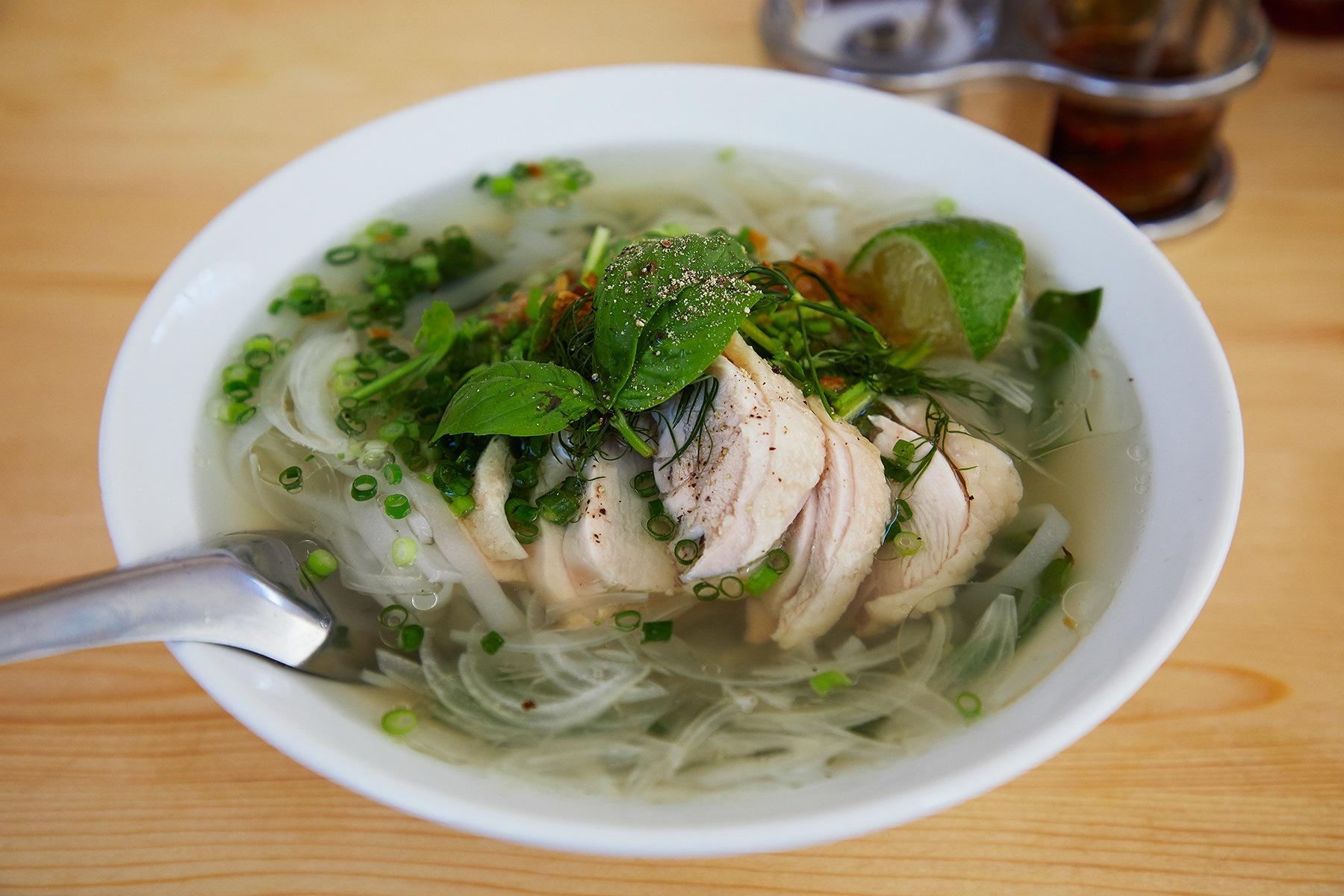 神奈川・鎌倉「PHO RASCAL」のフォー