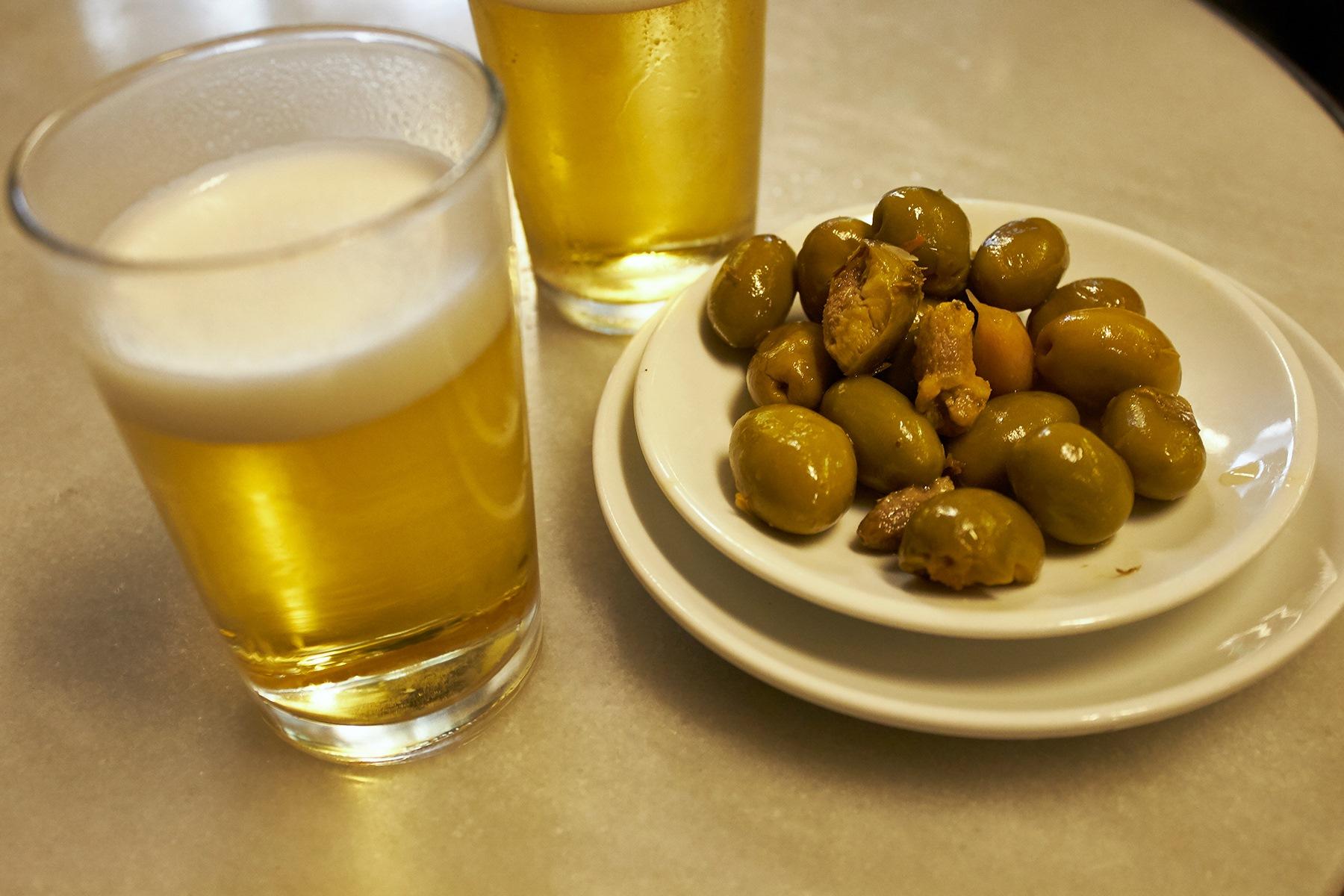 スペイン・バルセロナのAceitunas（アセイトゥナス＝オリーブ）