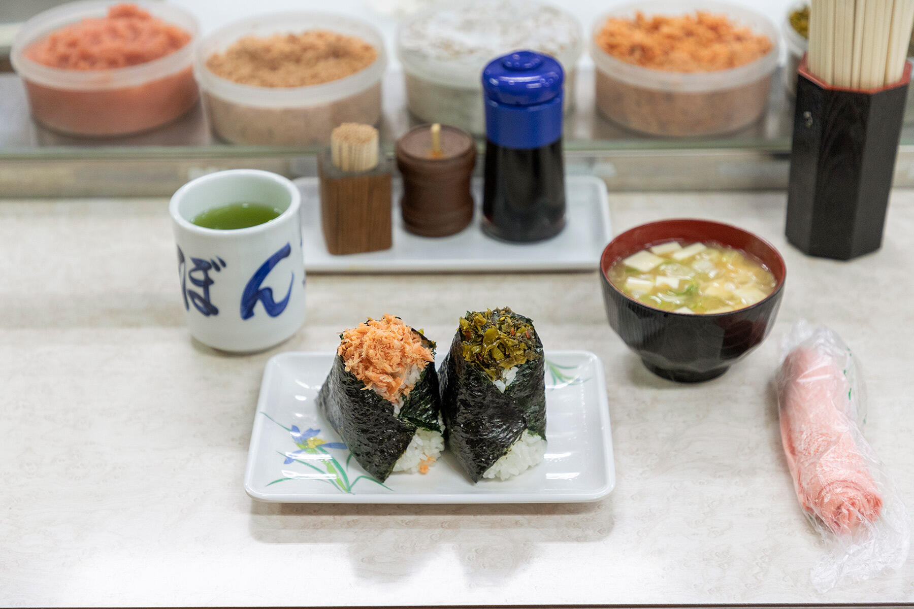 東京・大塚「ぼんご」のおにぎり