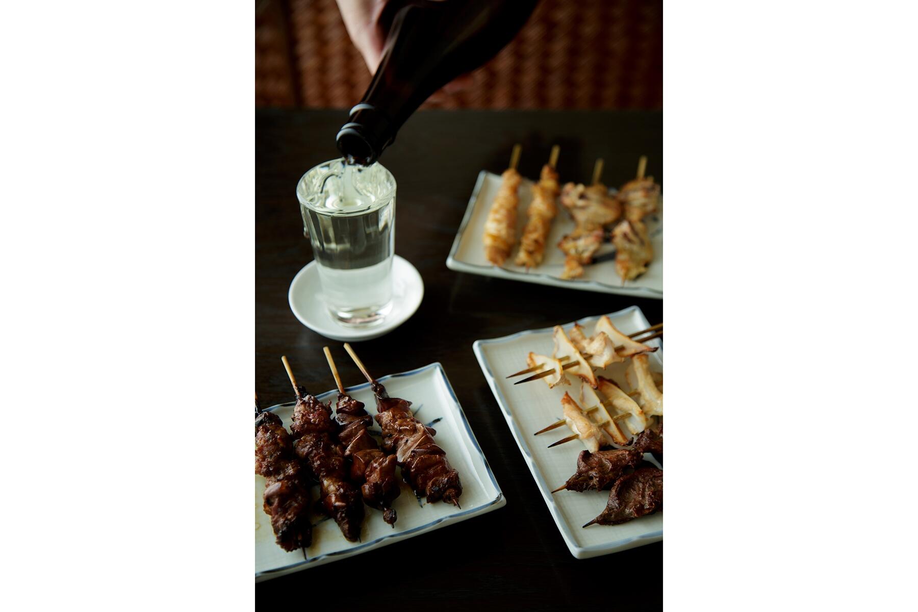 東京・東向島「鳥増」の焼鳥と日本酒