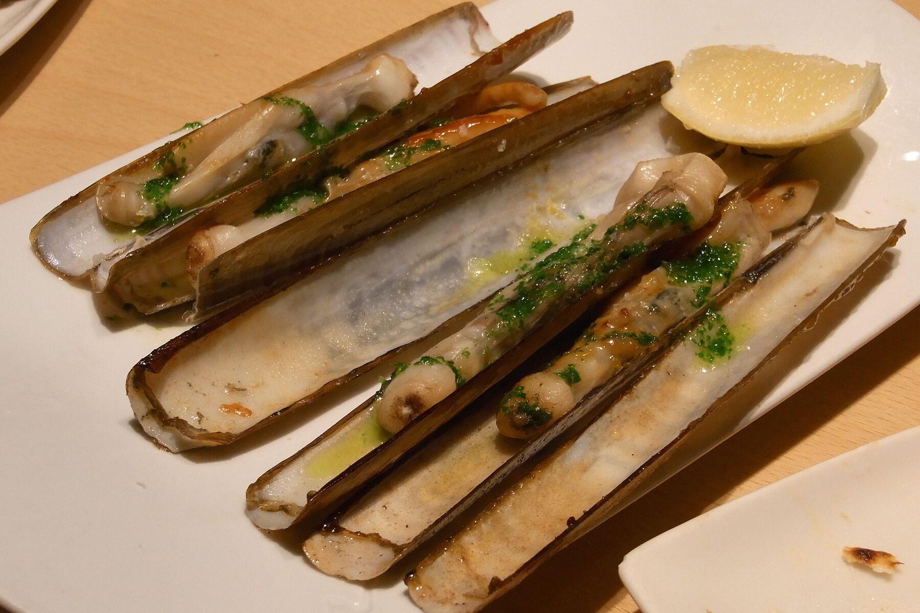 スペイン・バルセロナのマテ貝のワイン蒸し