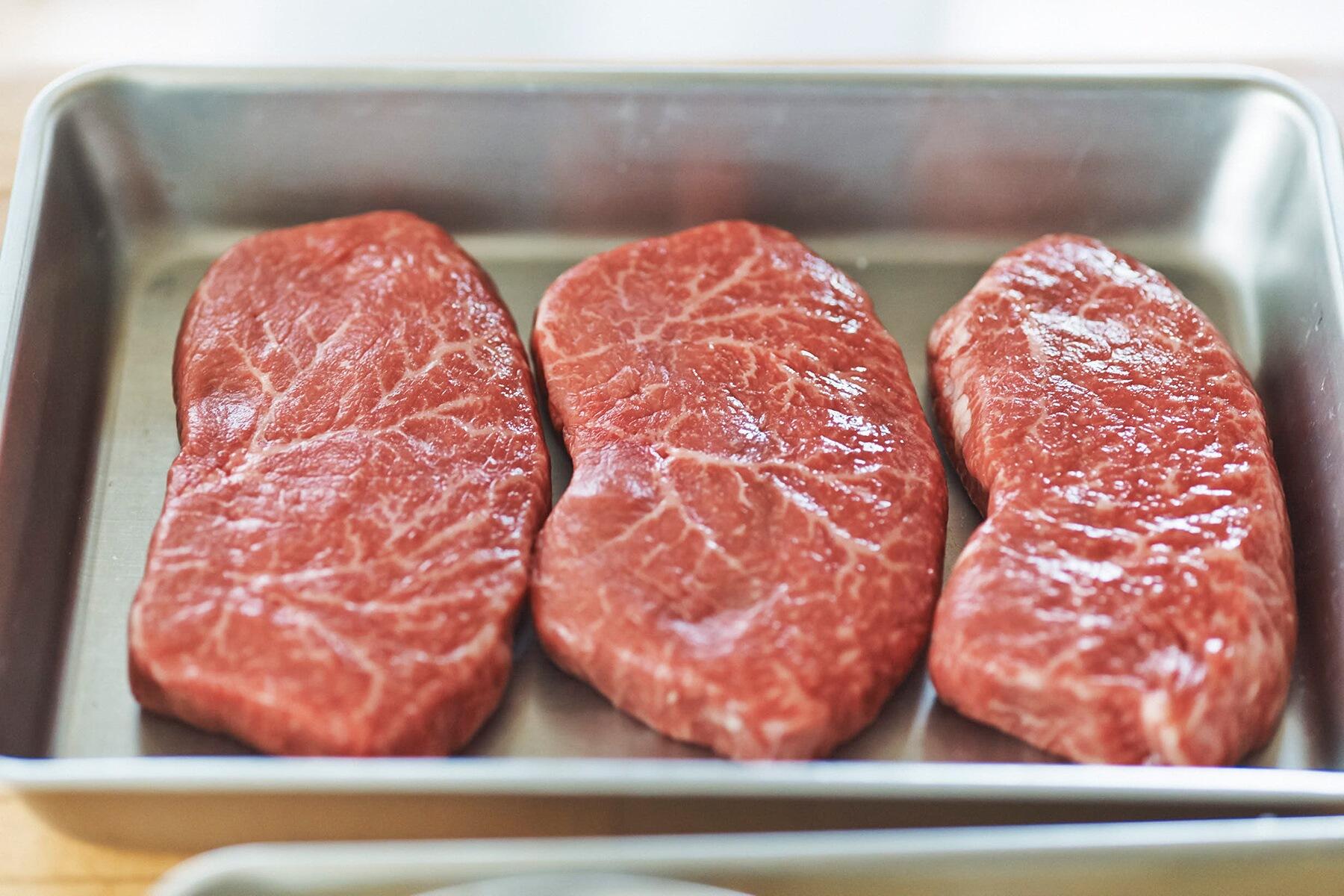 肉を常温にもどす