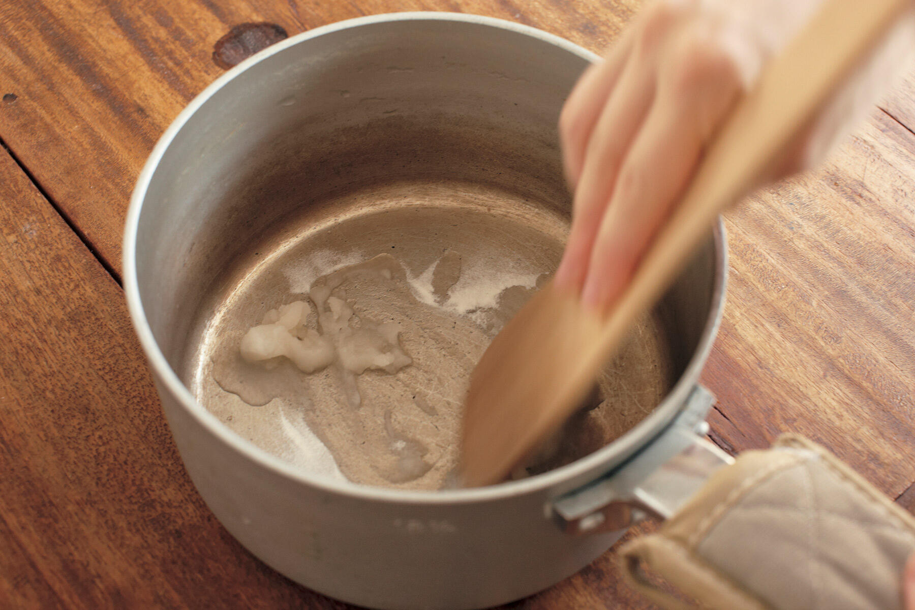 粉寒天を加える