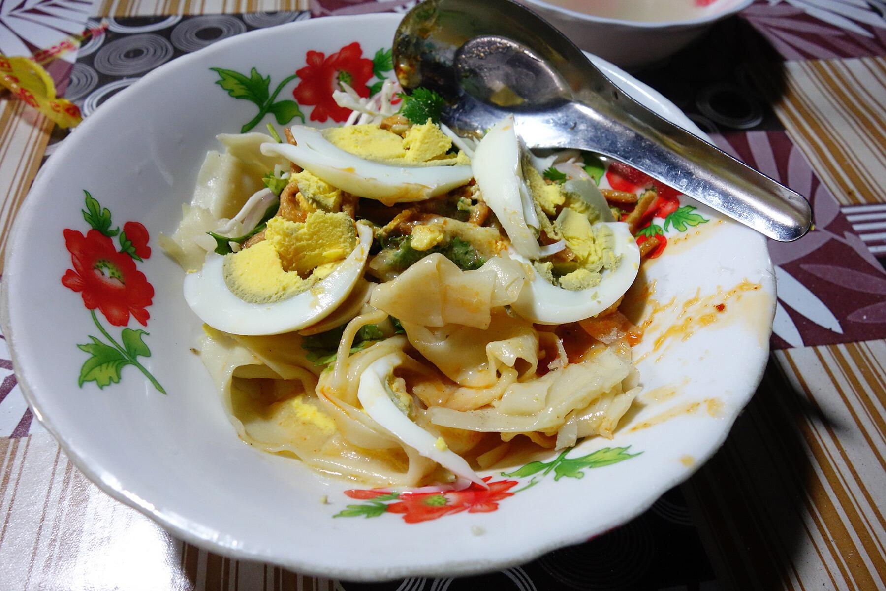 麺天国ミャンマー