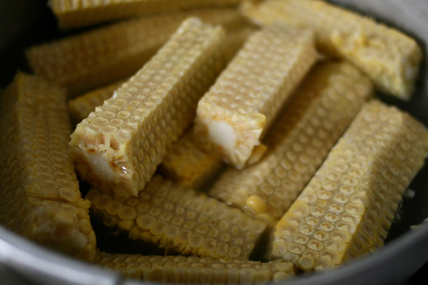 芯で出汁をとる