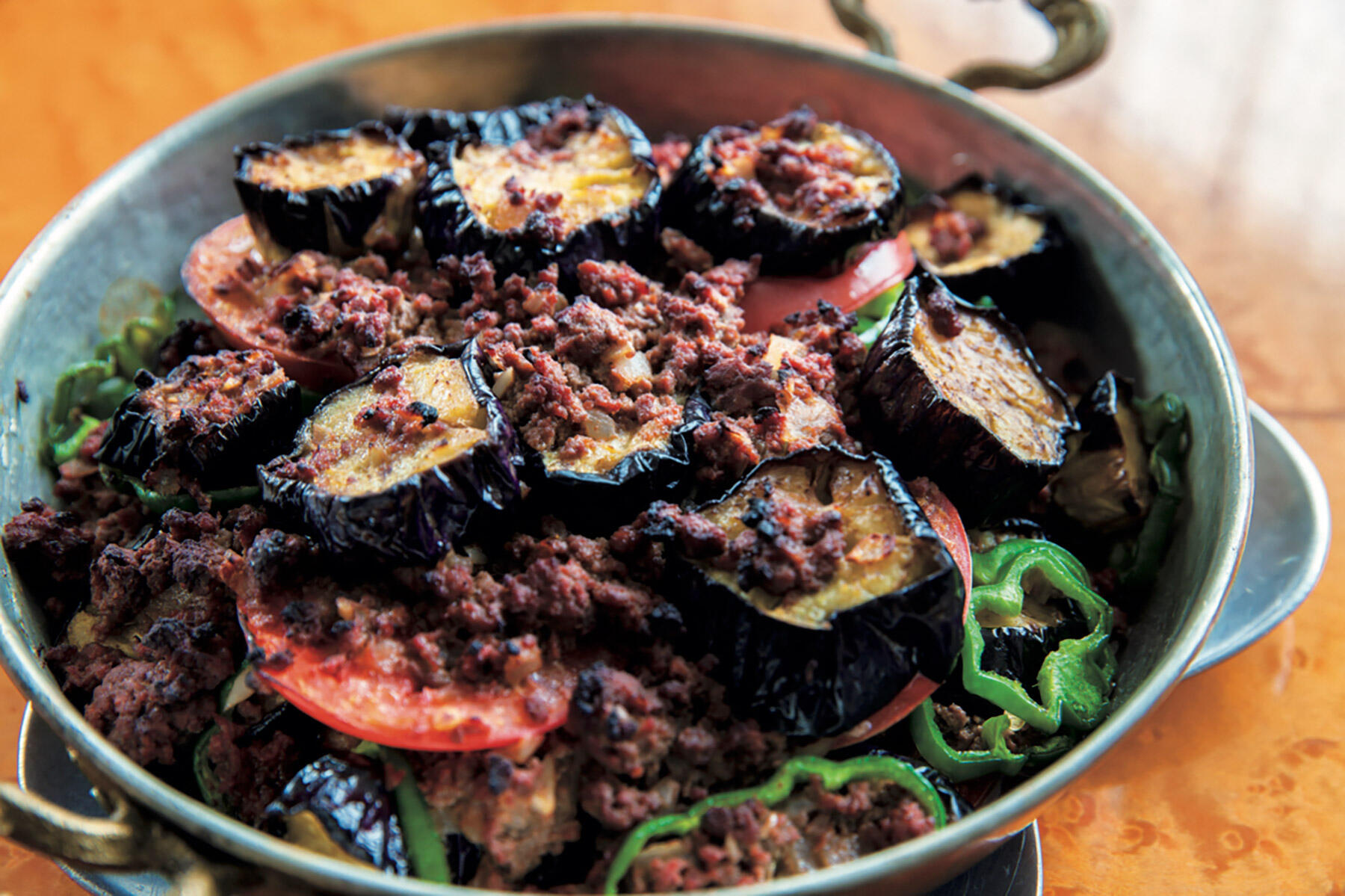 さっぱりと食べ飽きない味わいの“茄子と挽き肉のグラタン”