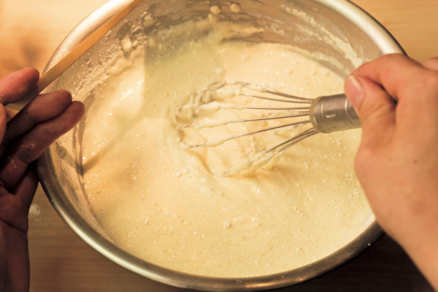 薄力粉を混ぜる