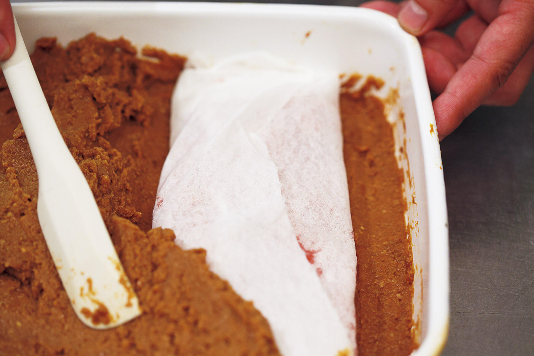 味噌床に漬け込む