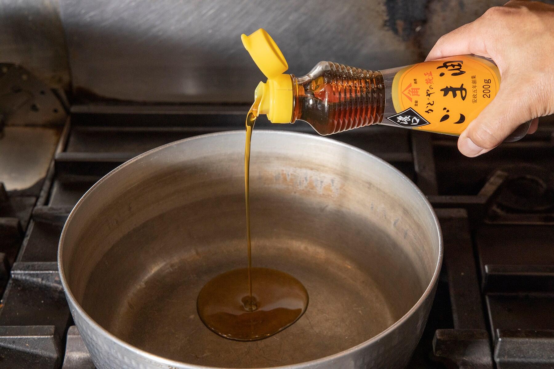 「純正ごま油 濃口」で、じゃがいもを炒める