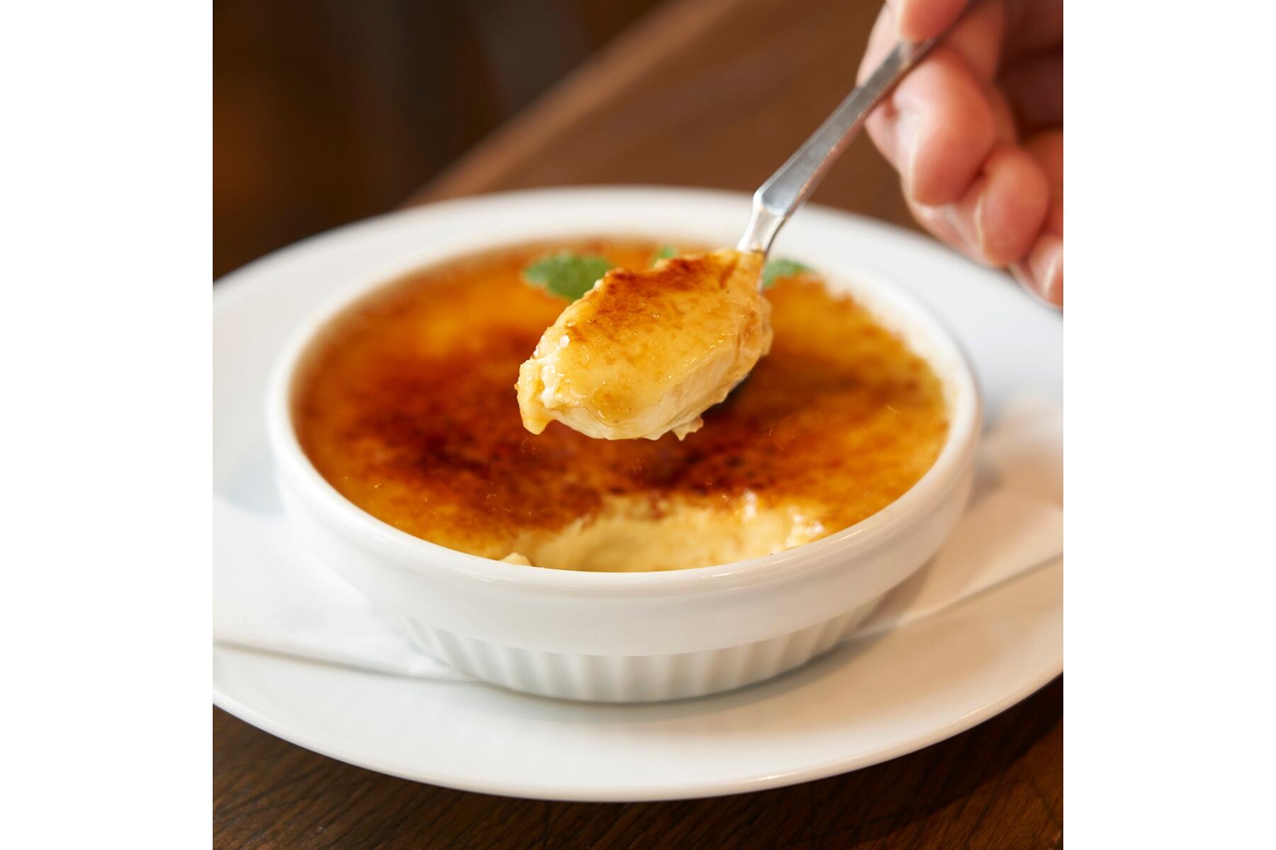 赤卵を使用したロカボクレームブリュレ