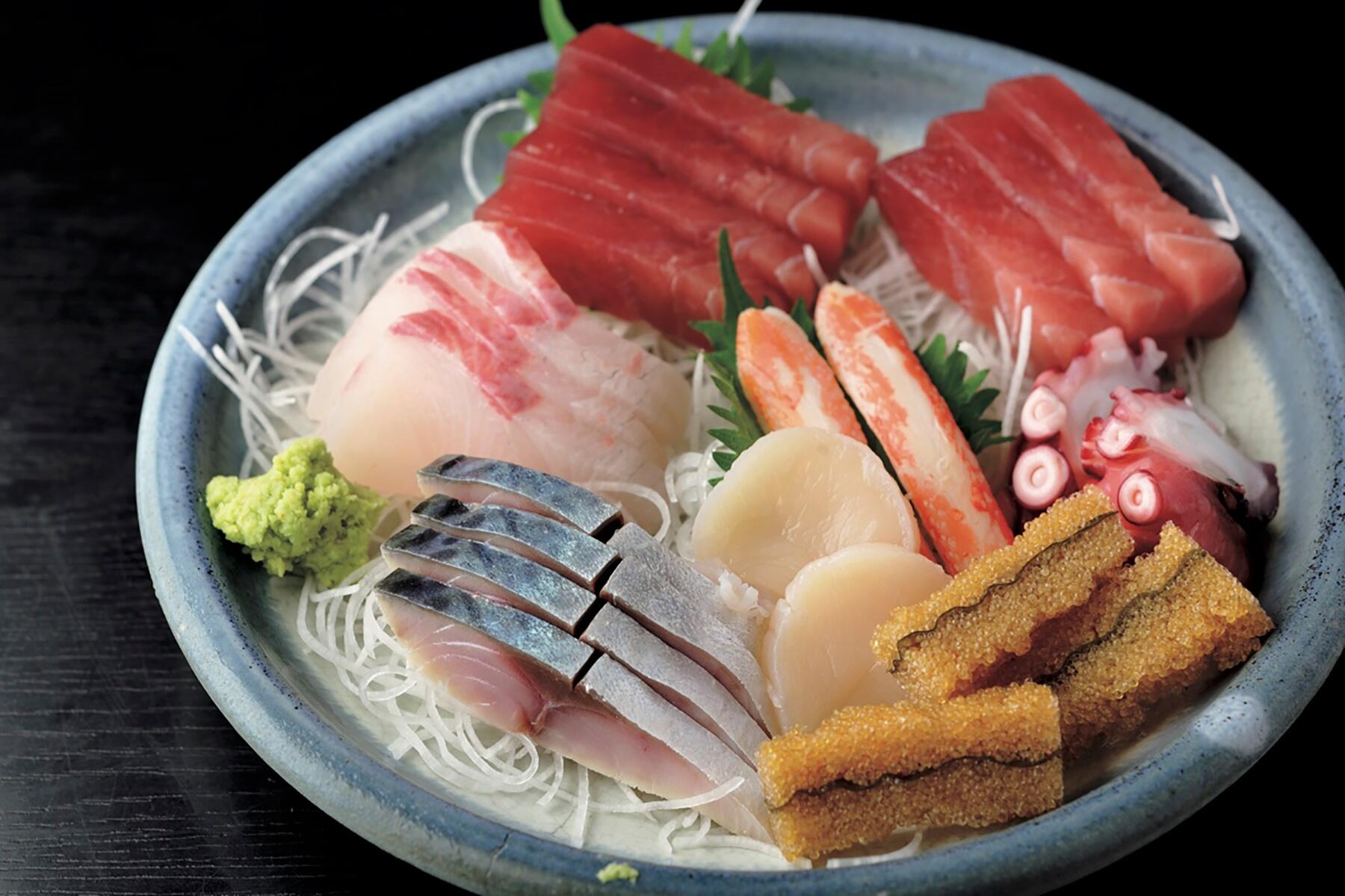 刺身盛り合わせ