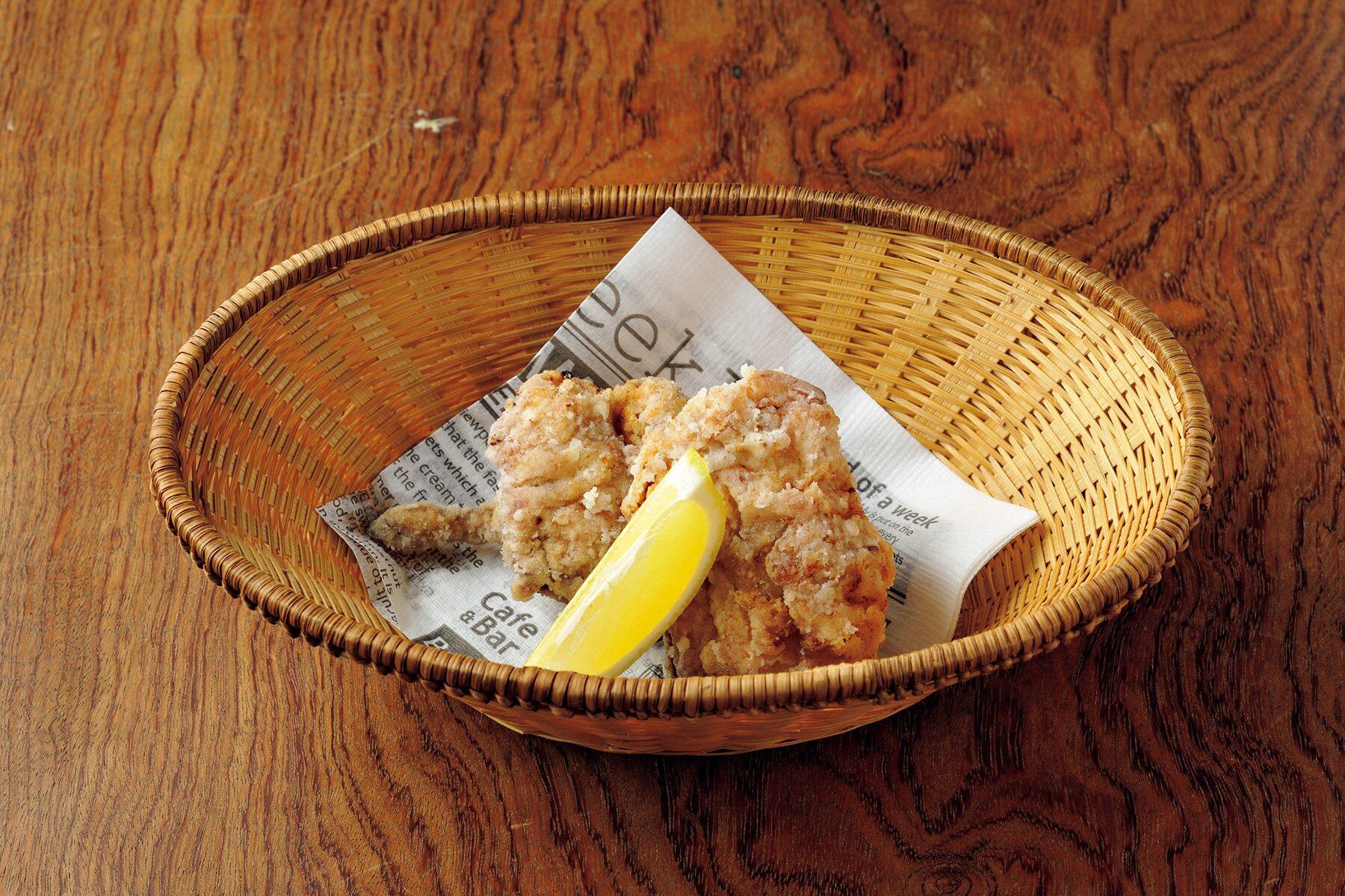 スパイスチキンバスケット