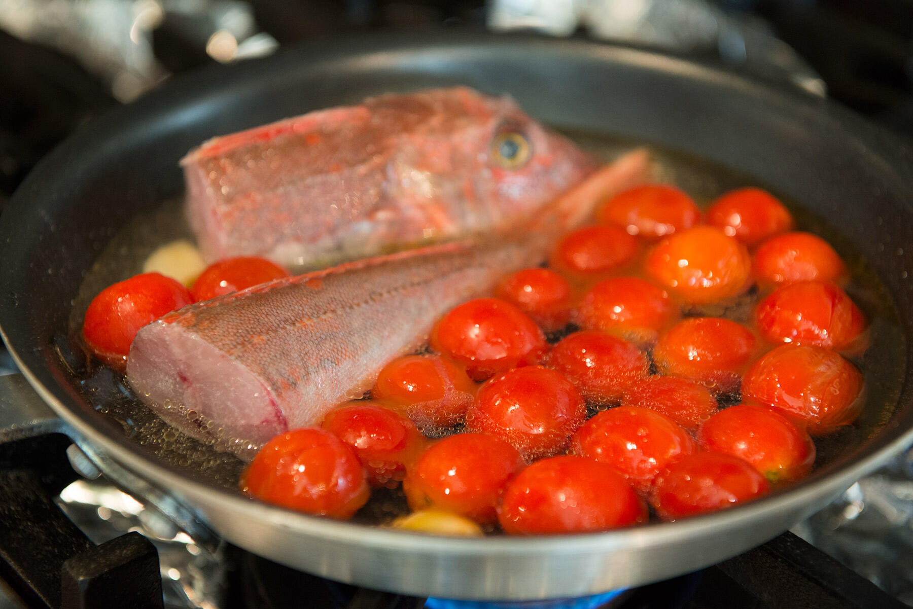 ホウボウを入れ水を入れる