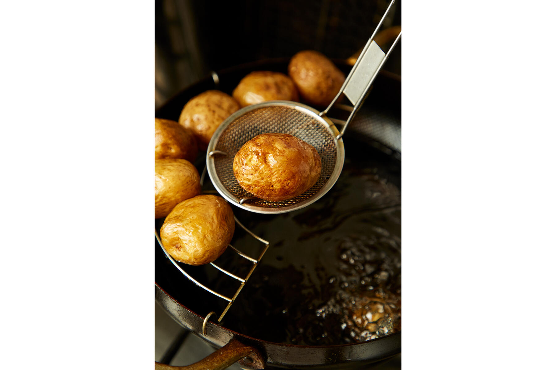 じゃがいもを調理する