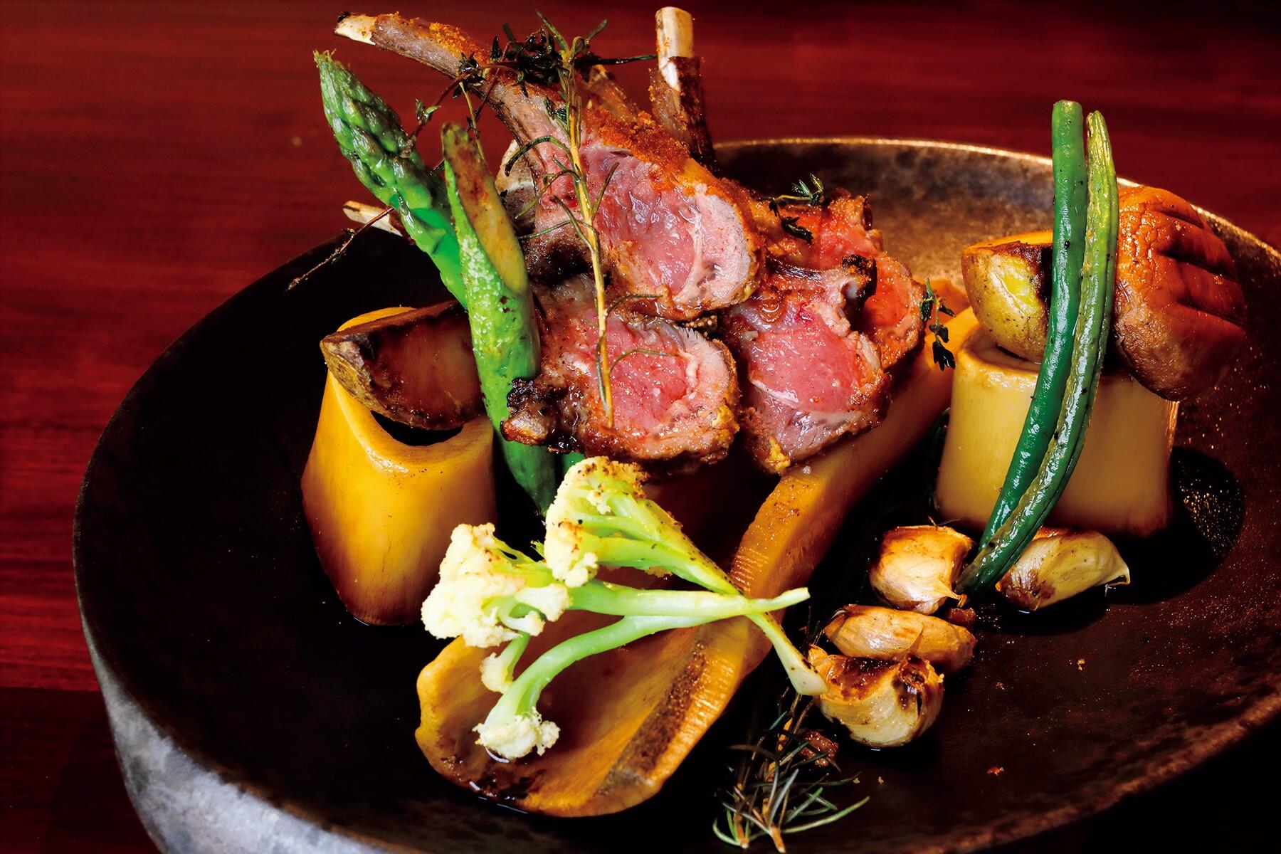 仔羊のローストパプリカ風味