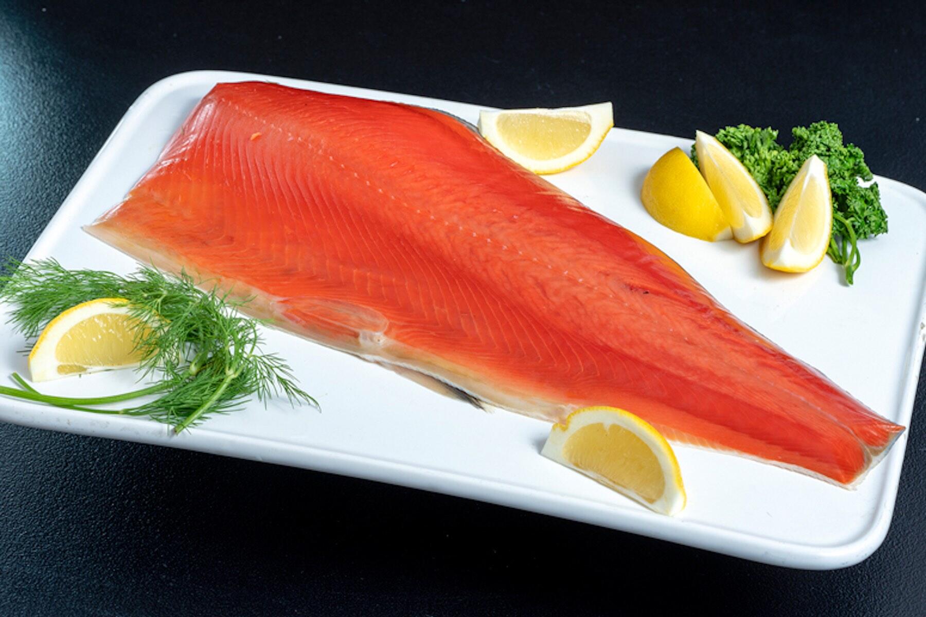 スモークサーモン