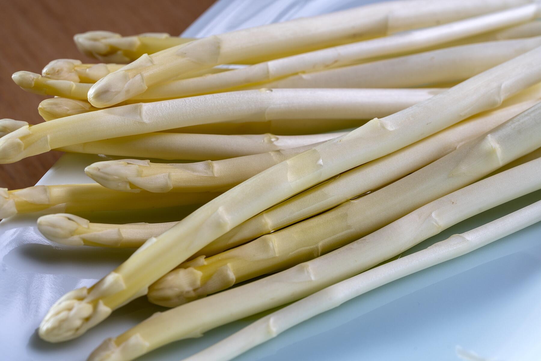 ホワイトアスパラガス