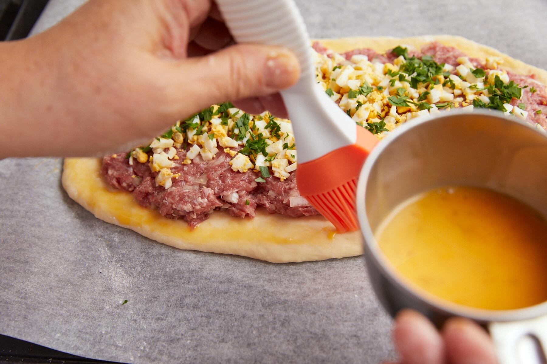 生地をかぶせる