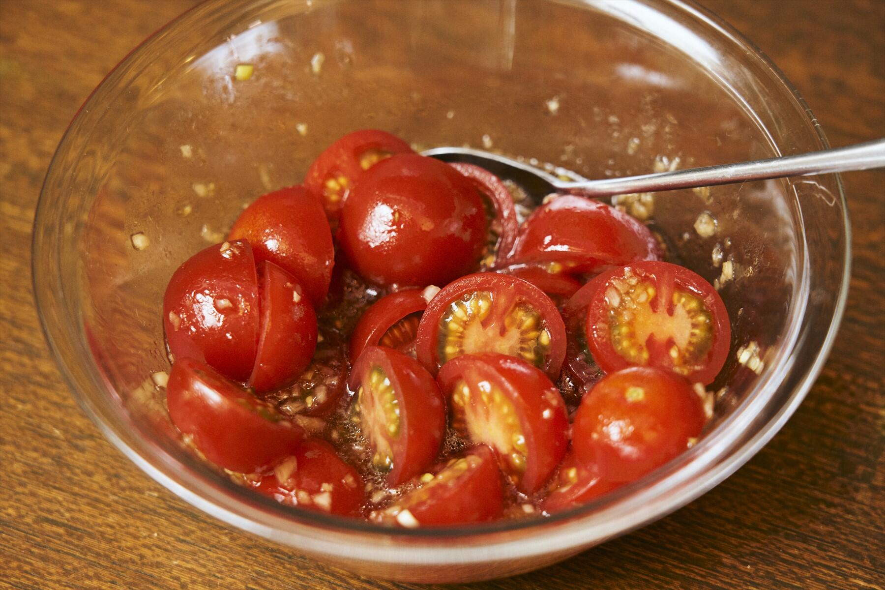 ドレッシングに漬ける