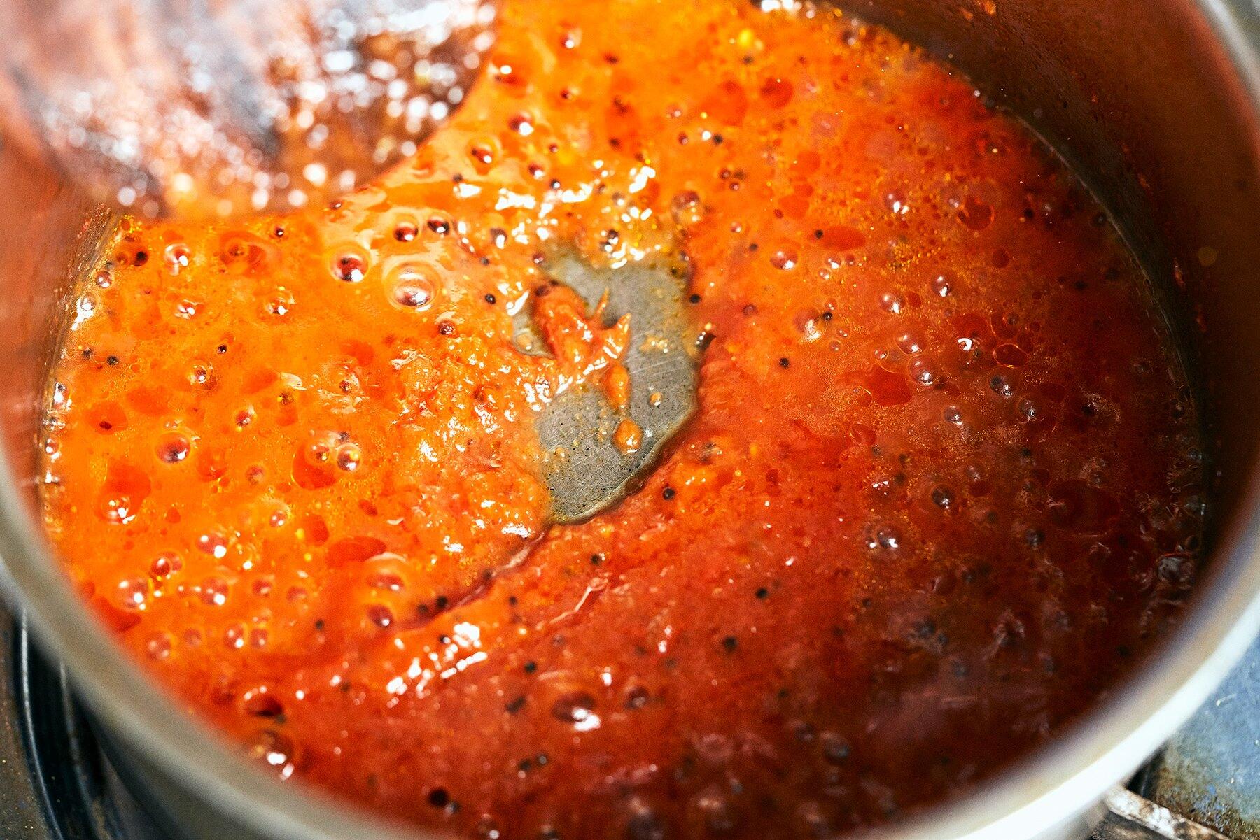 ペーストを煮る