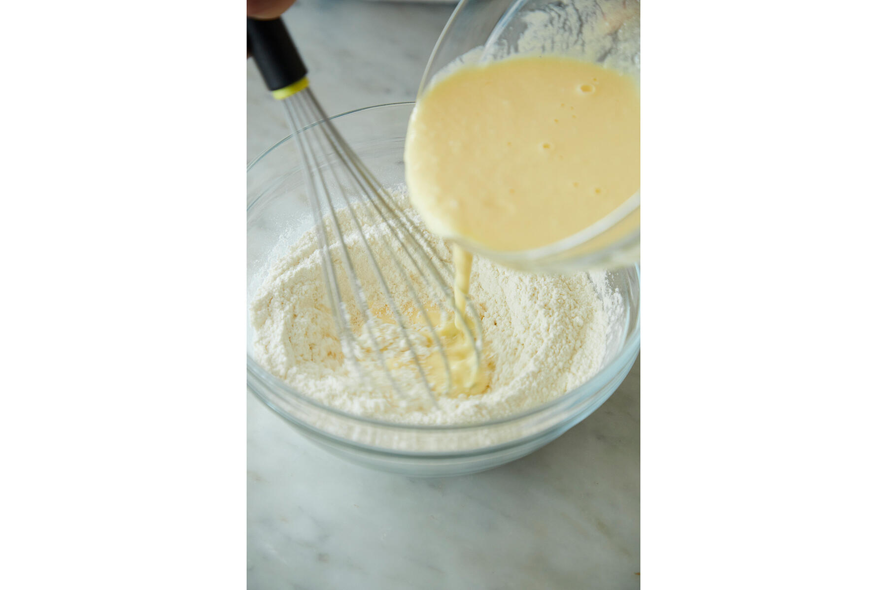 液体を入れていく