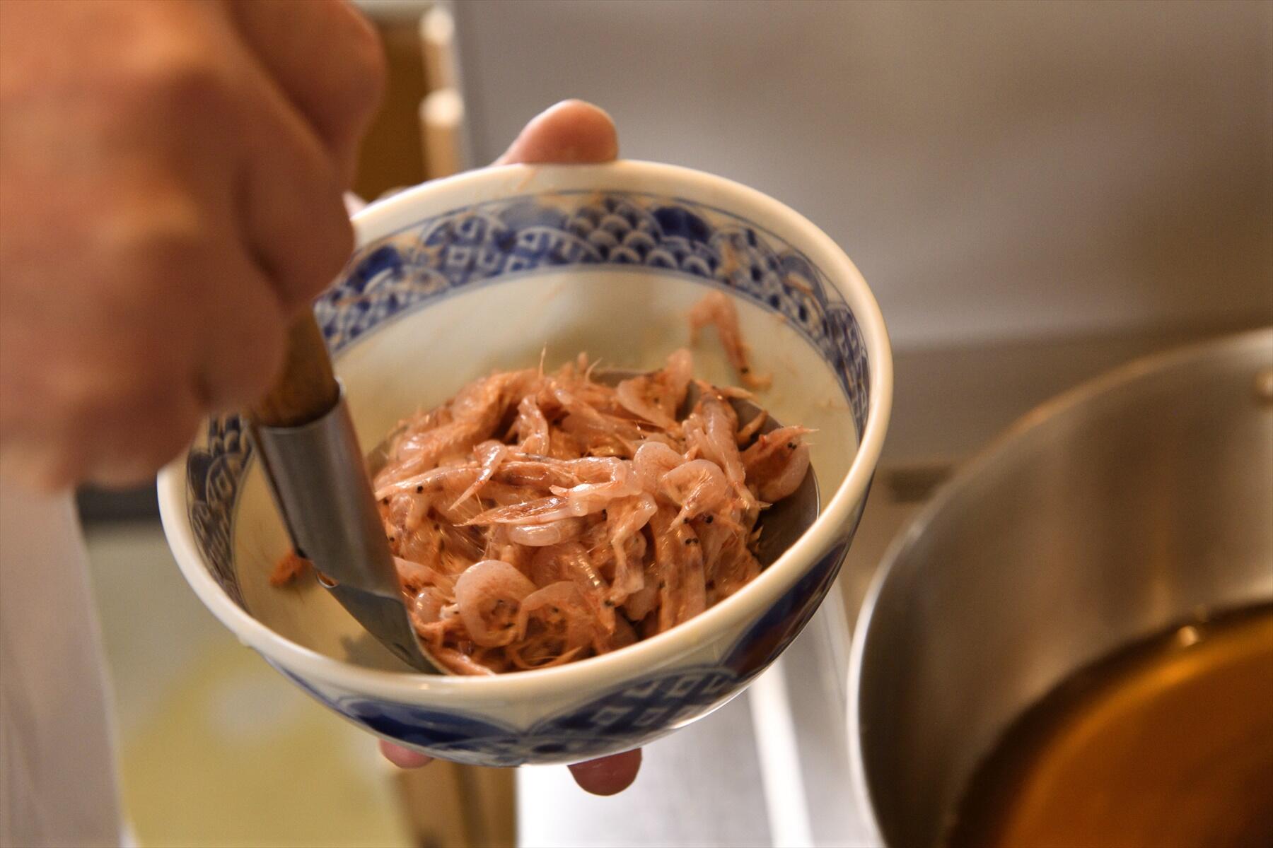 具材に衣をまとわせる