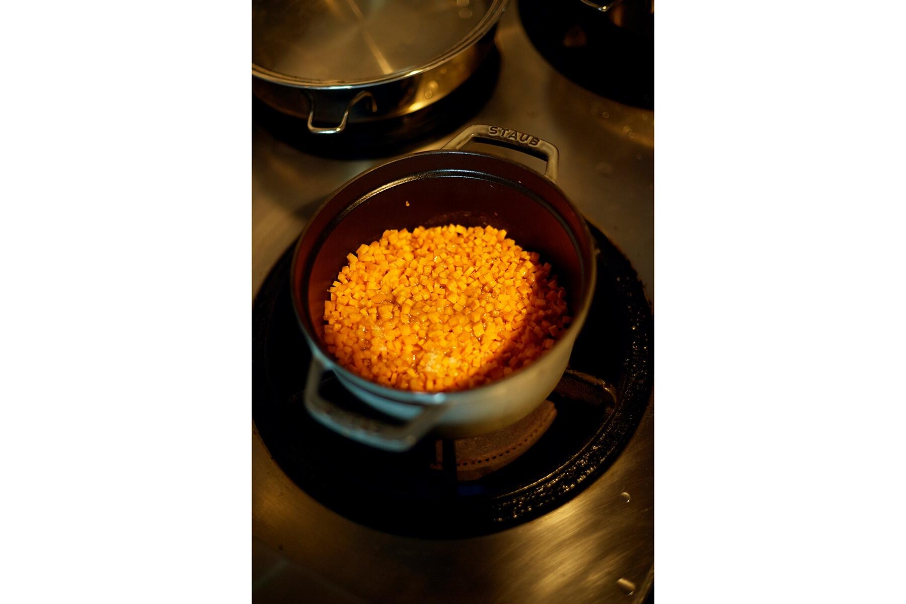 にんじんに火を入れる