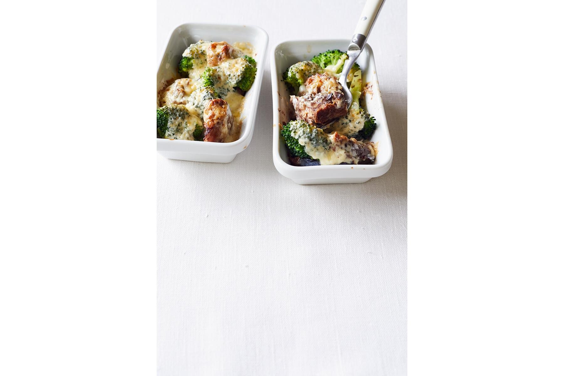 マヨネーズと生クリームのソースがこってり旨い“サバグラタン”