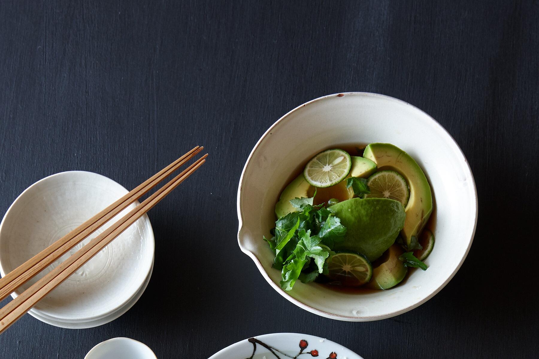 つくり置きできる!“アボカドのだし浸し”