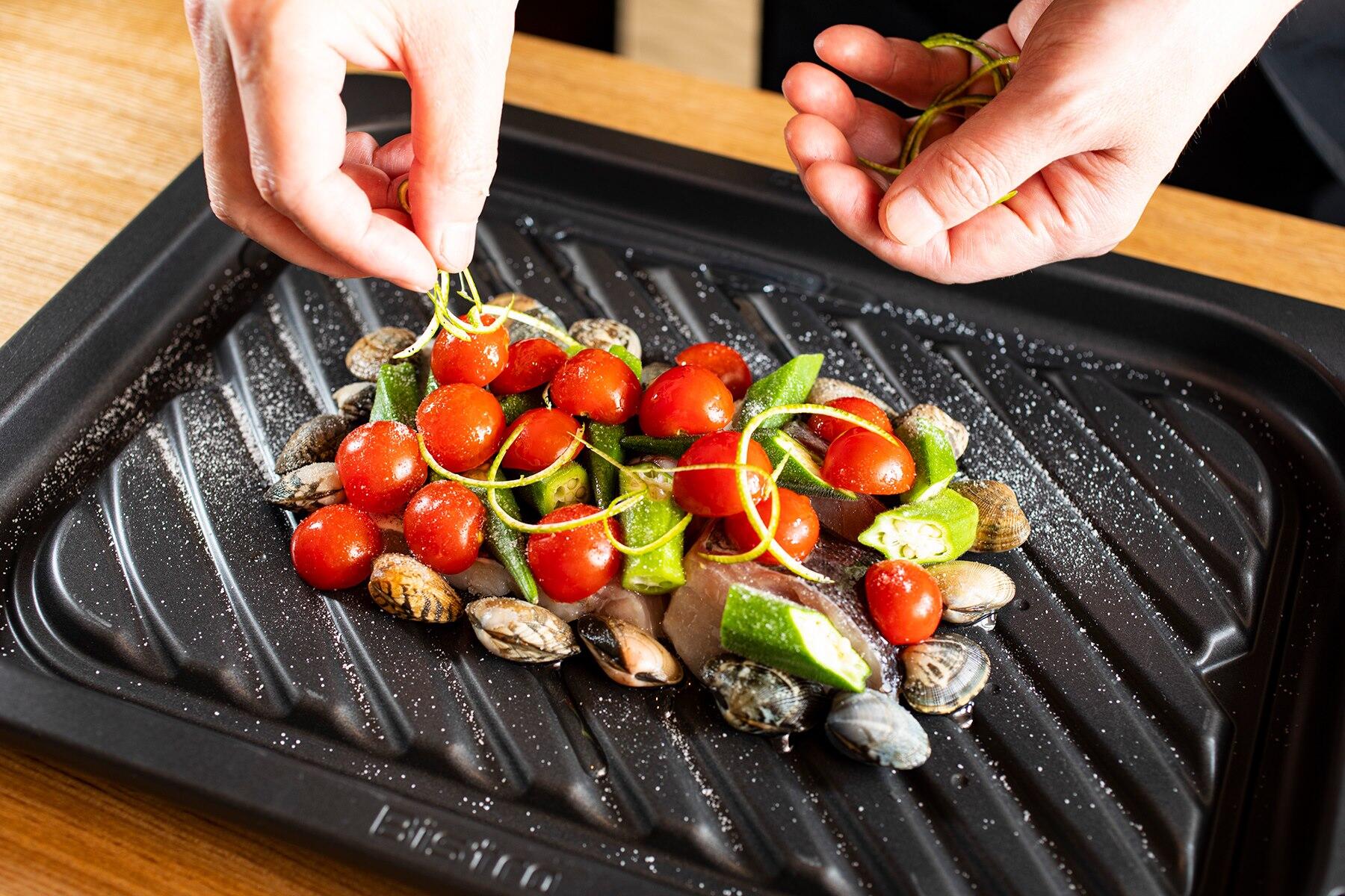 グリル皿に並べる