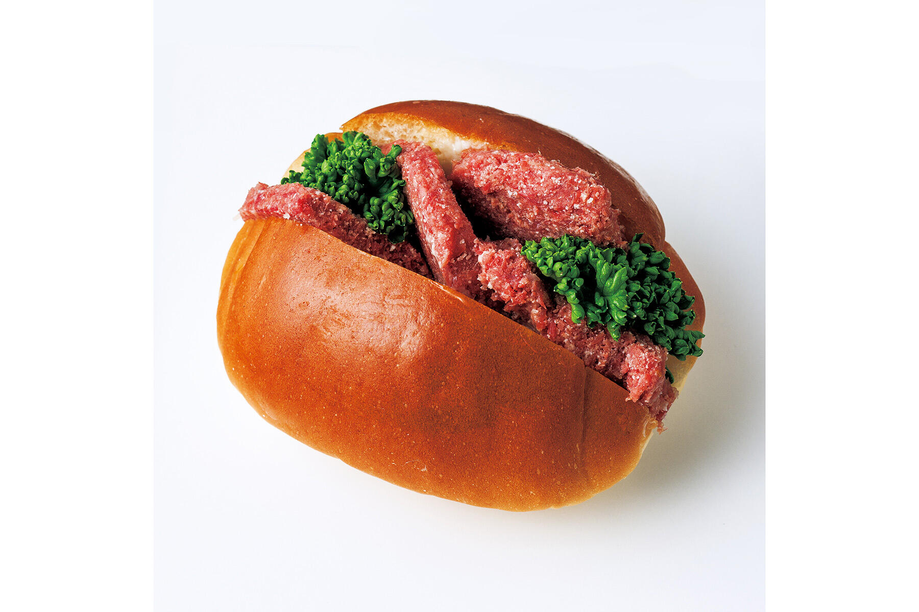 ボリューム満点の“おかずロールパンサンド”