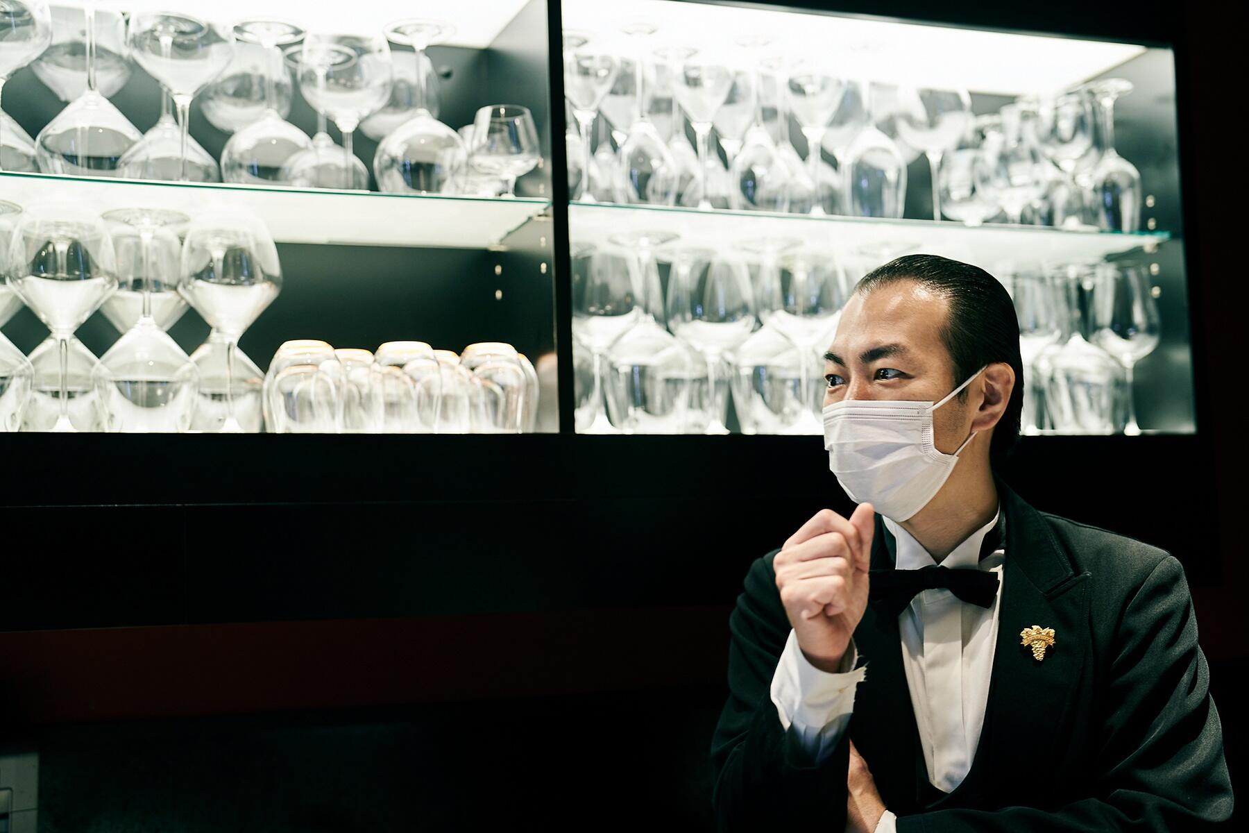 「水新はなれ 紅」のオーナーソムリエ、寺田泰行さん