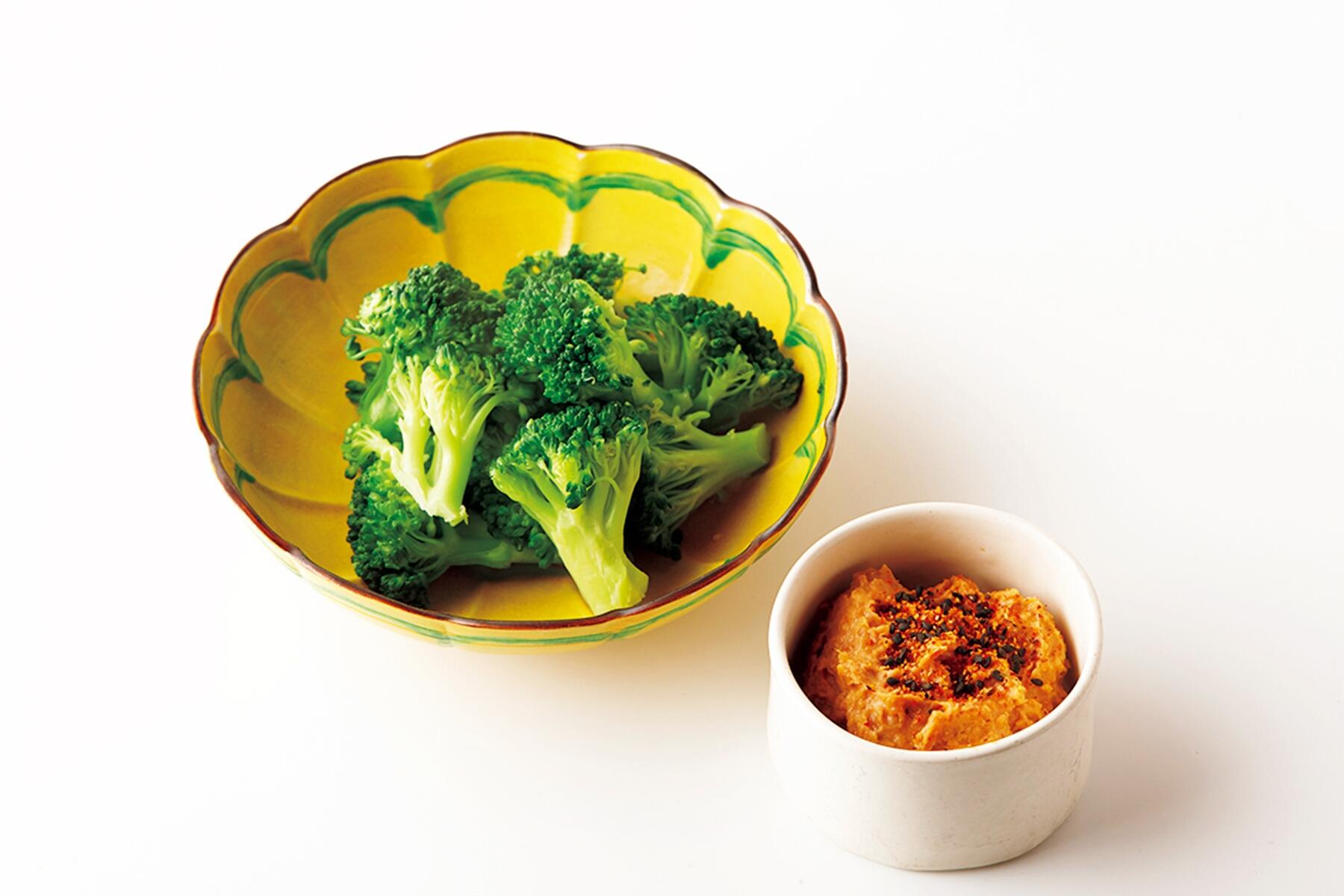 熱燗と合わせたい“ブロッコリーのチーズ味噌ディップ”