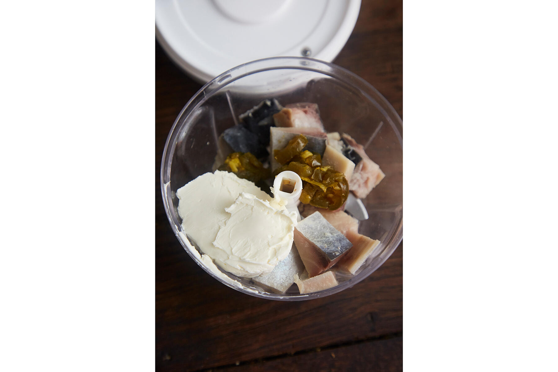 材料をペースト状に