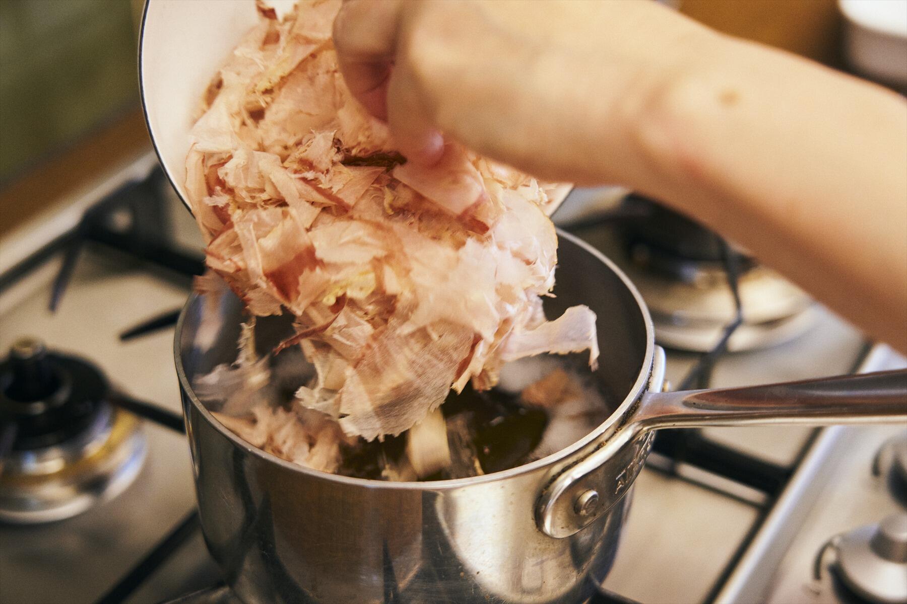 かつお節を煮る