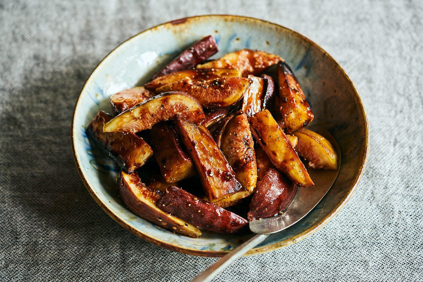 おかずにもつまみにもなる“さつまいもといちじくのソテー”