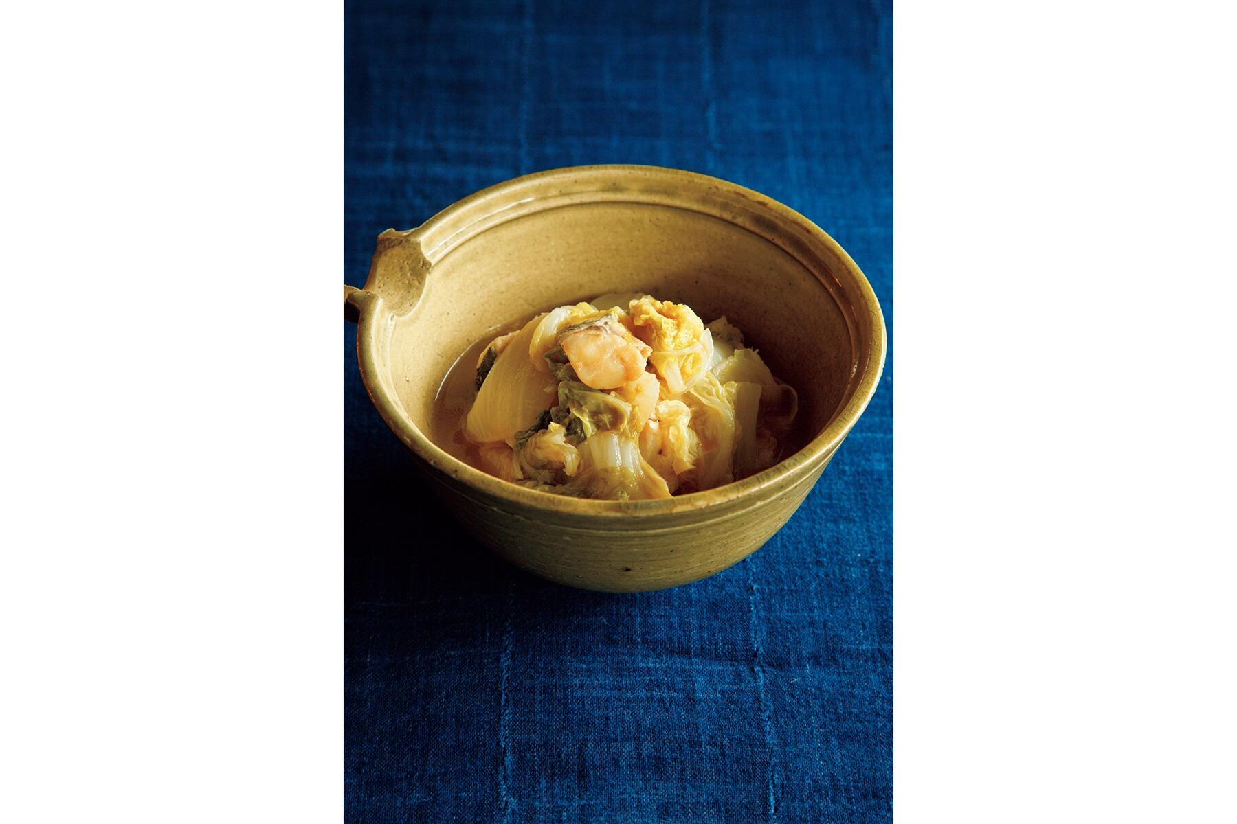 風味豊かな“たらと白菜のバター蒸し”