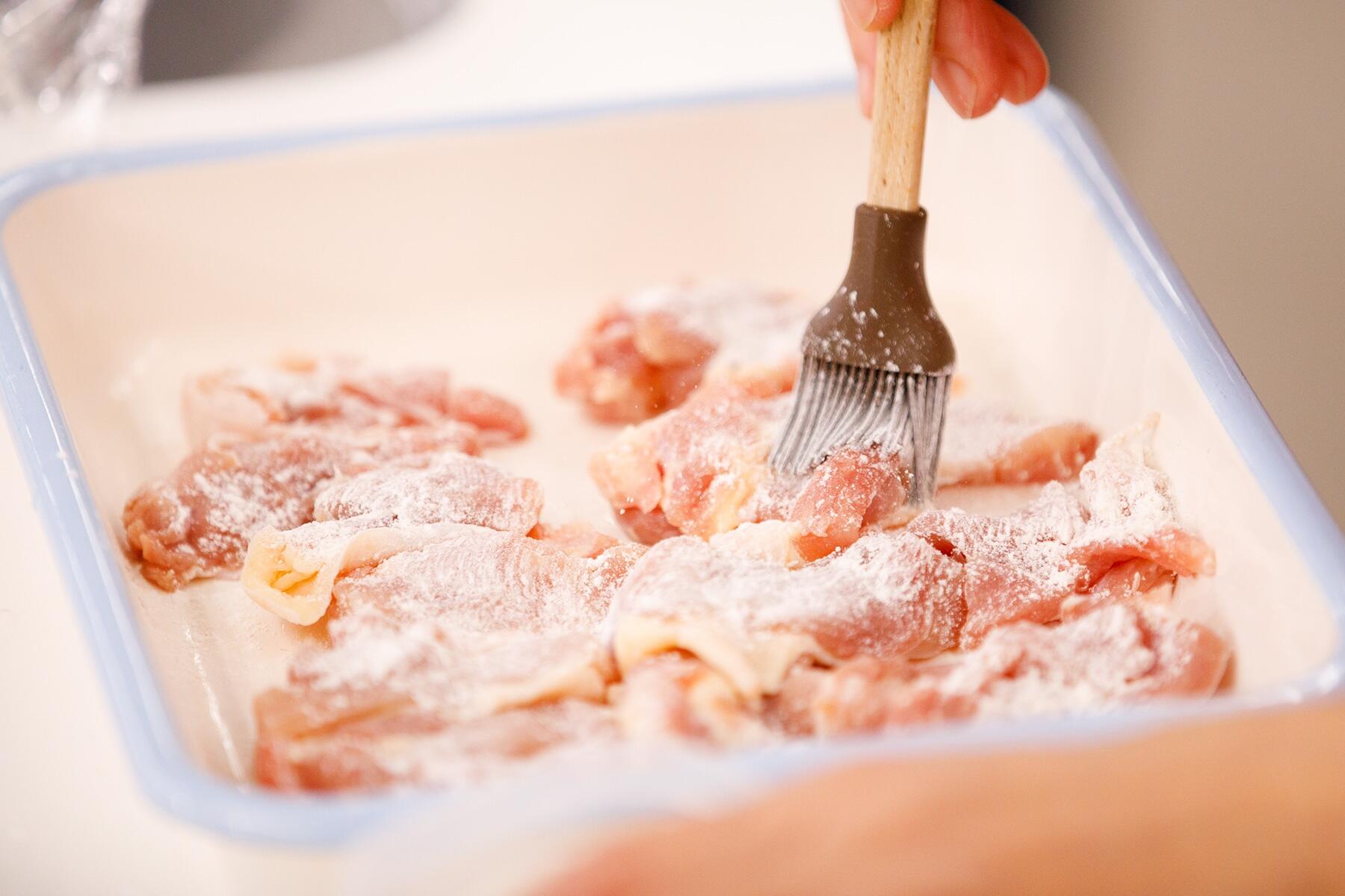 鶏肉の下ごしらえ