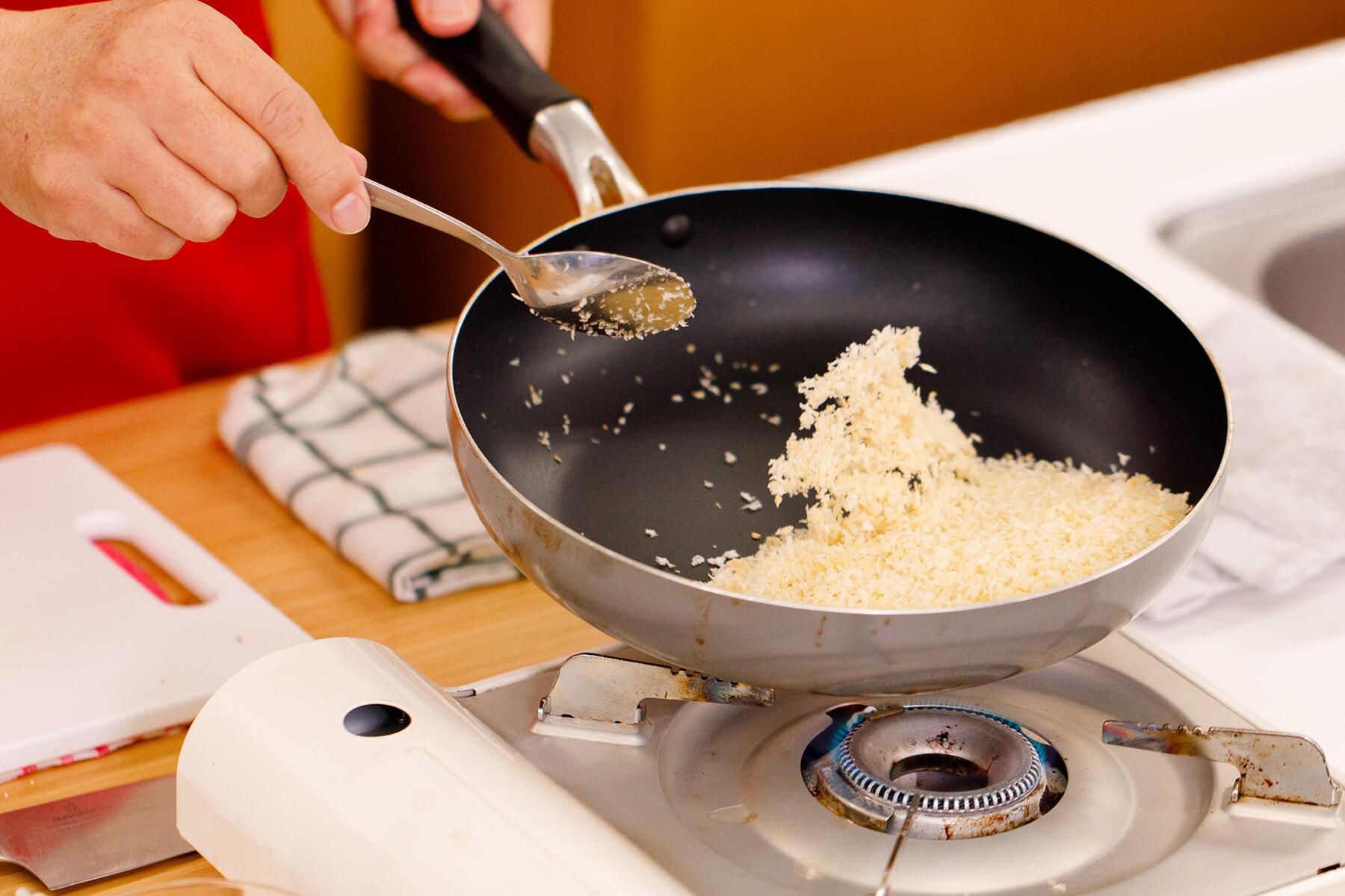カレーパン粉をつくる