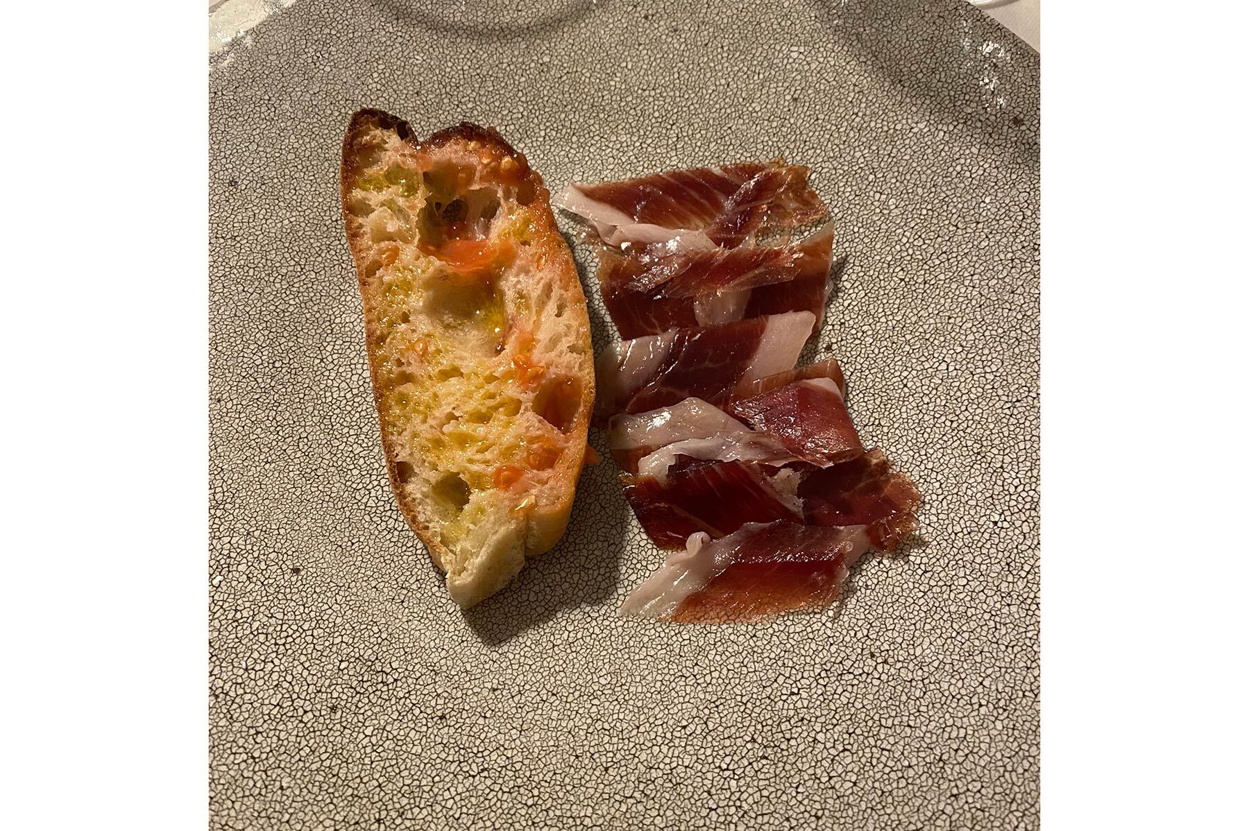 パン・コン・トマテ