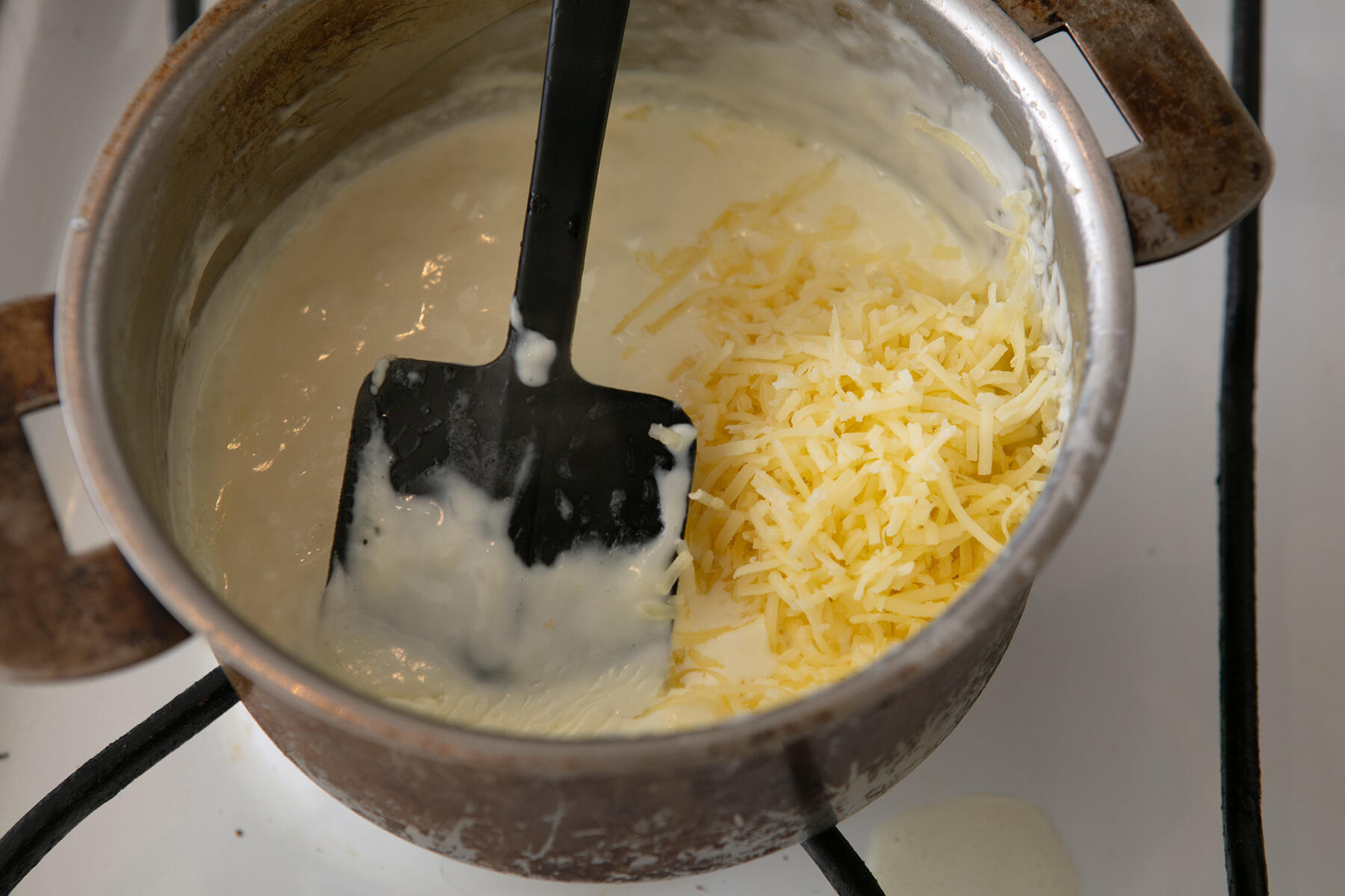 ソースをつくる