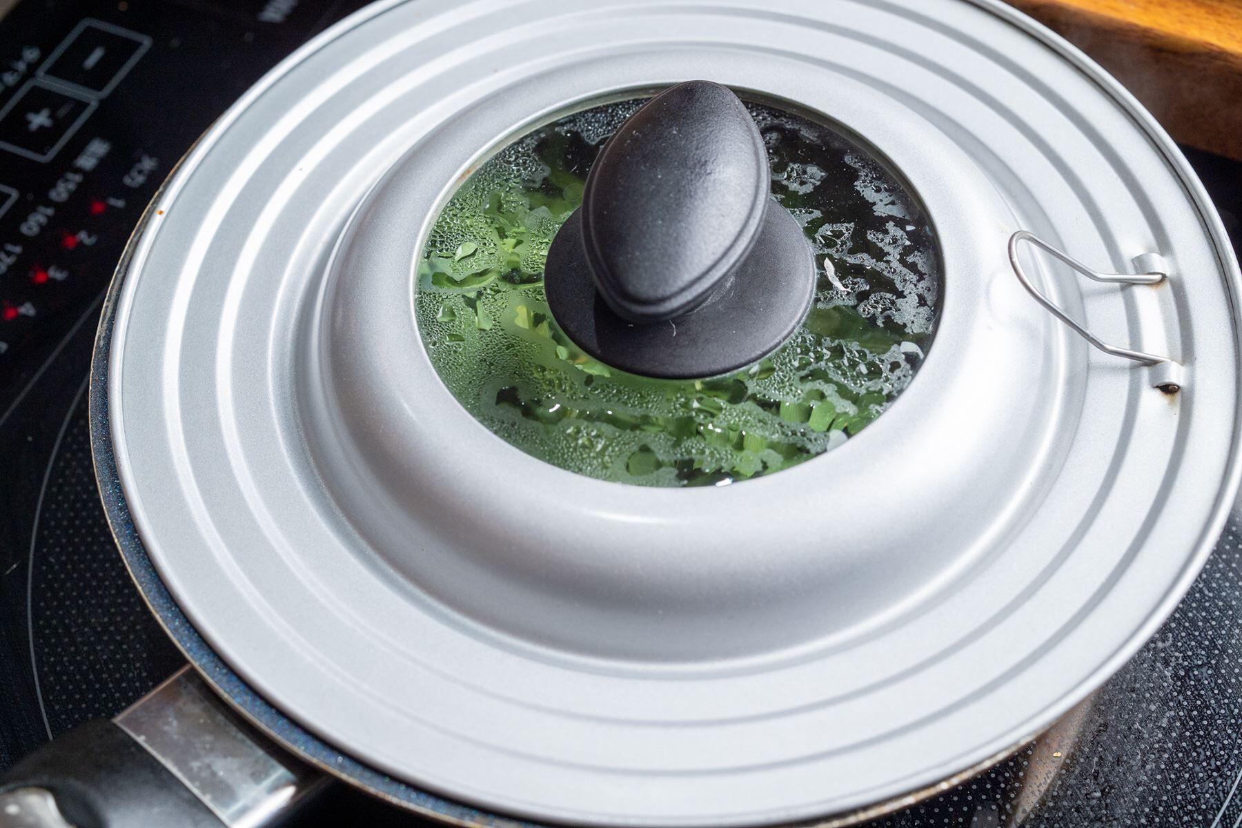 春菊を加熱する